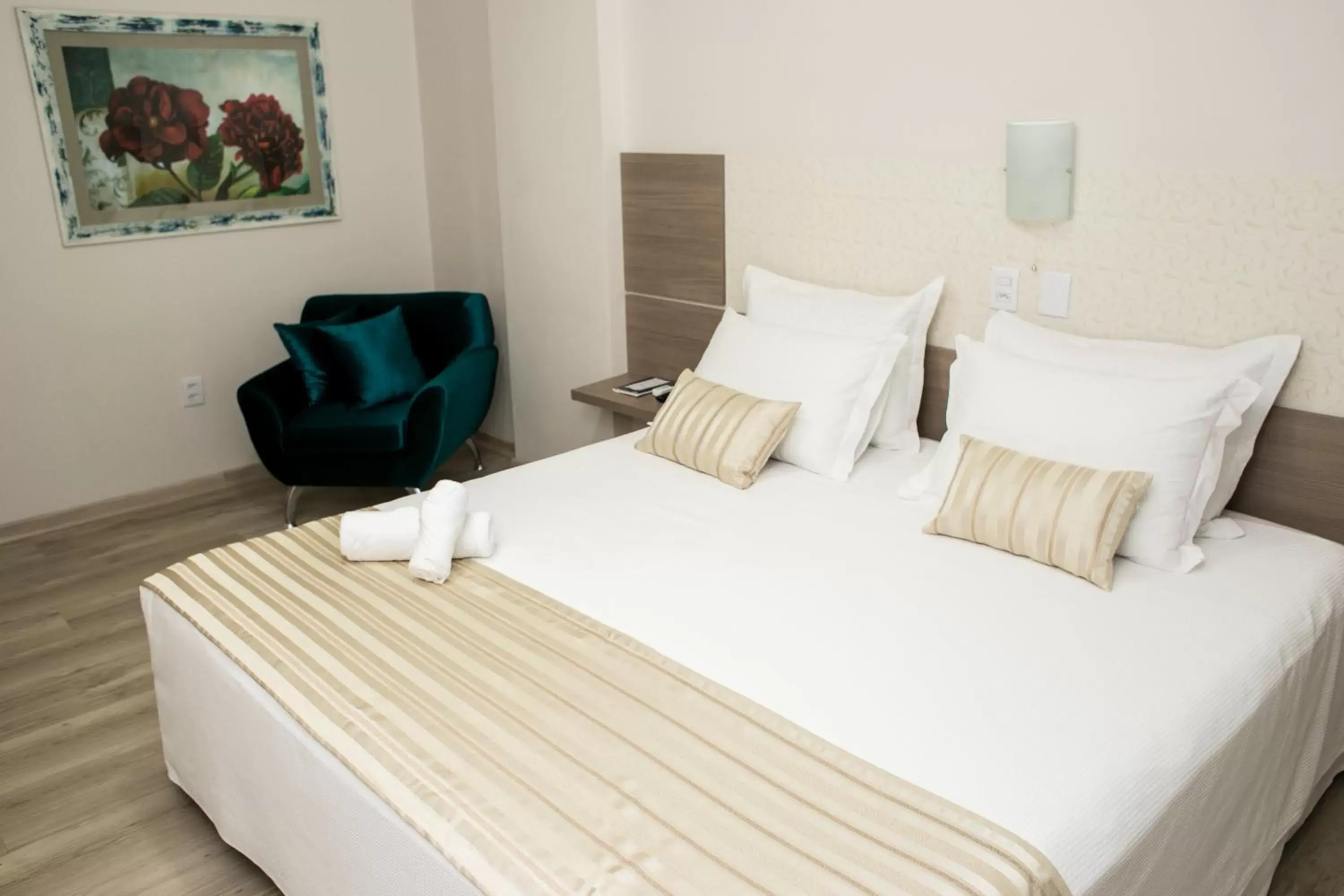 Superior Deluxe Double or Twin Room in Benos Hotel Superior Deluxe Double or Twin Room in Benos Hotel