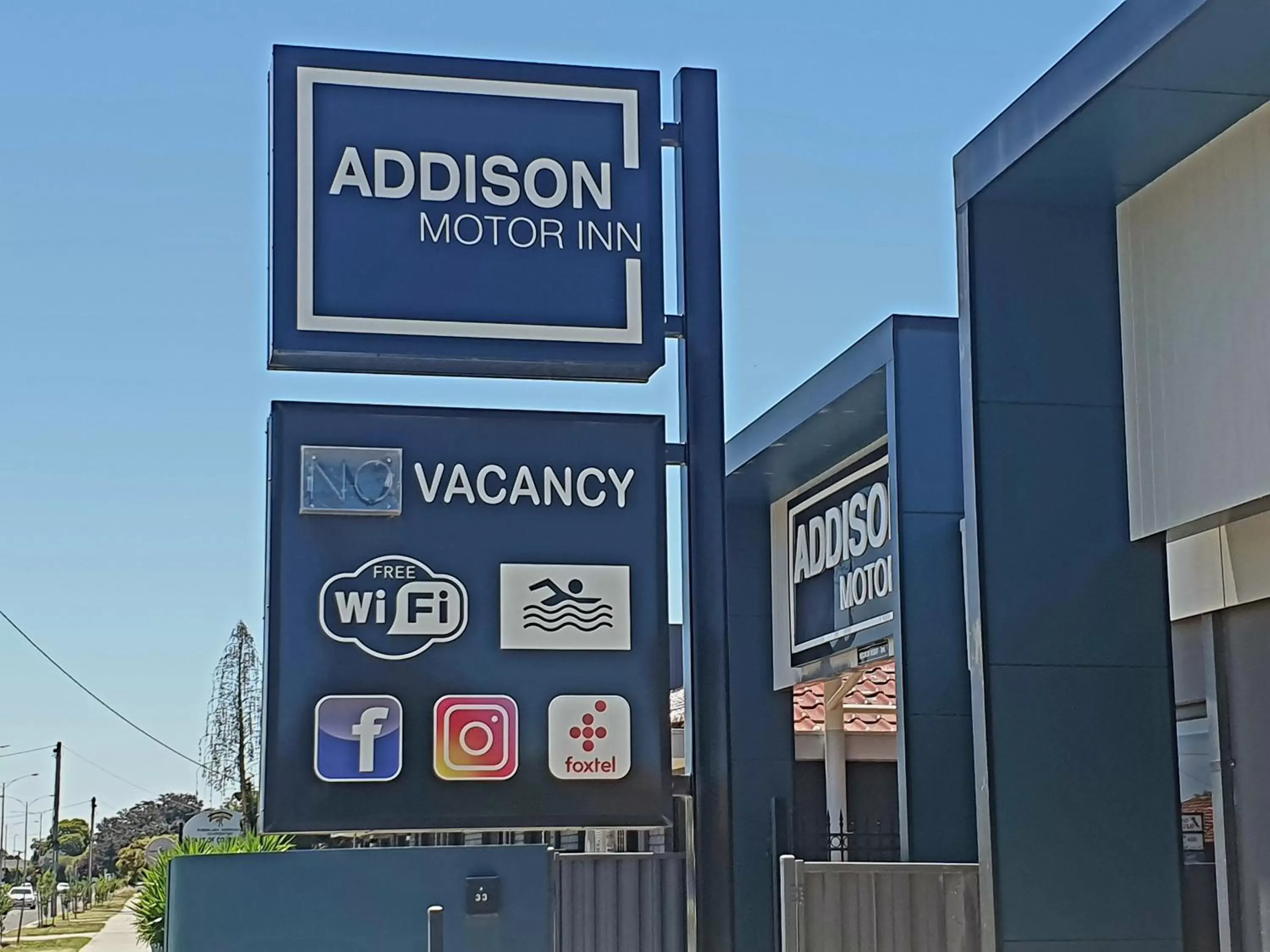 Logo/Certificate/Sign, Property Building in Addison Motor Inn