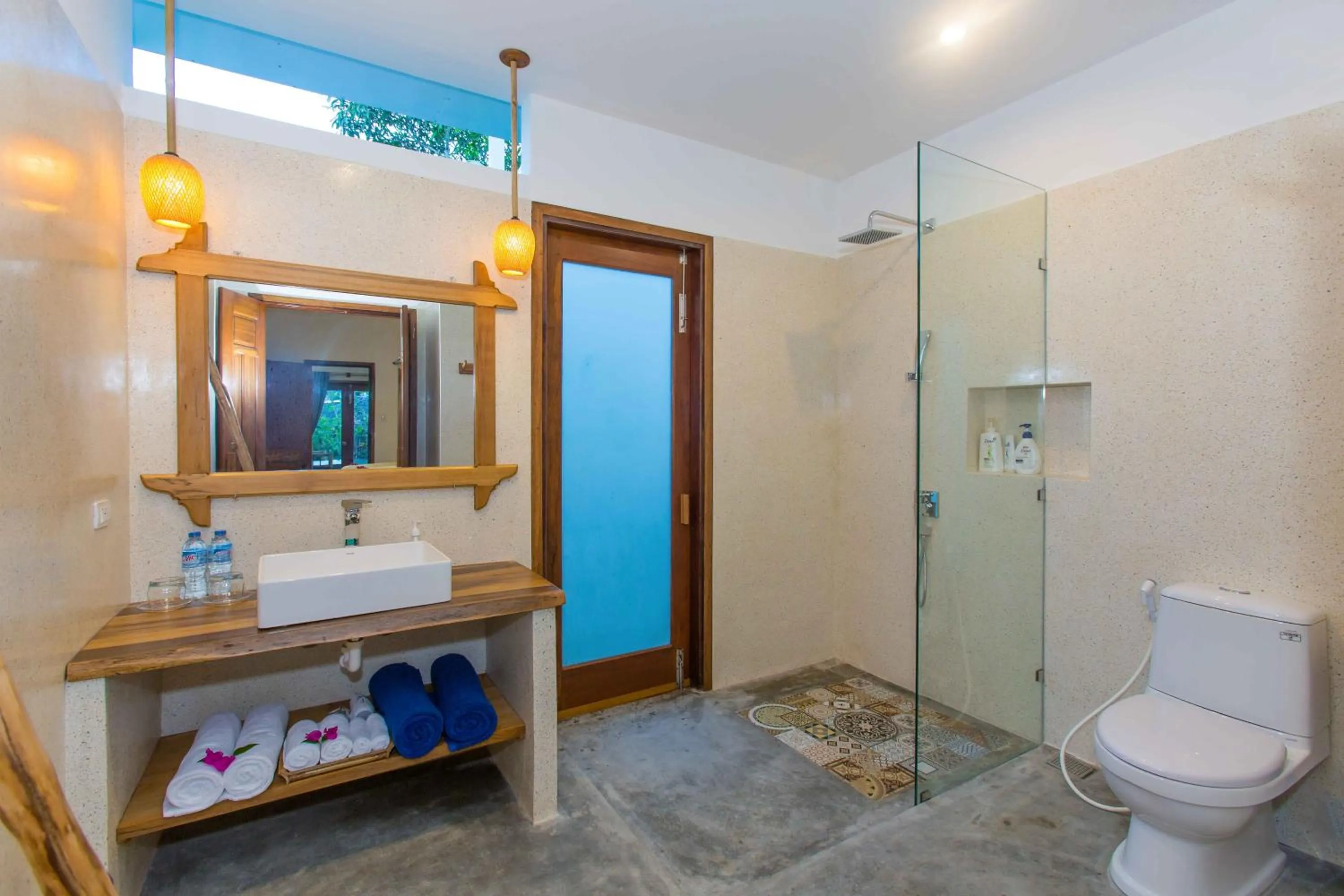 Shower in Vina Beach Pool Villas