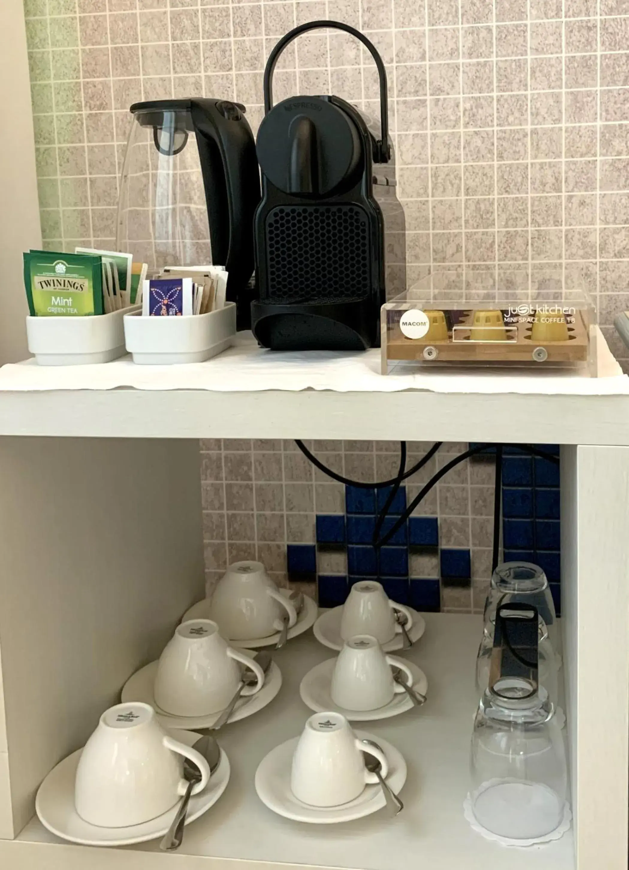 Coffee/Tea Facilities in Hotel Cala Caterina