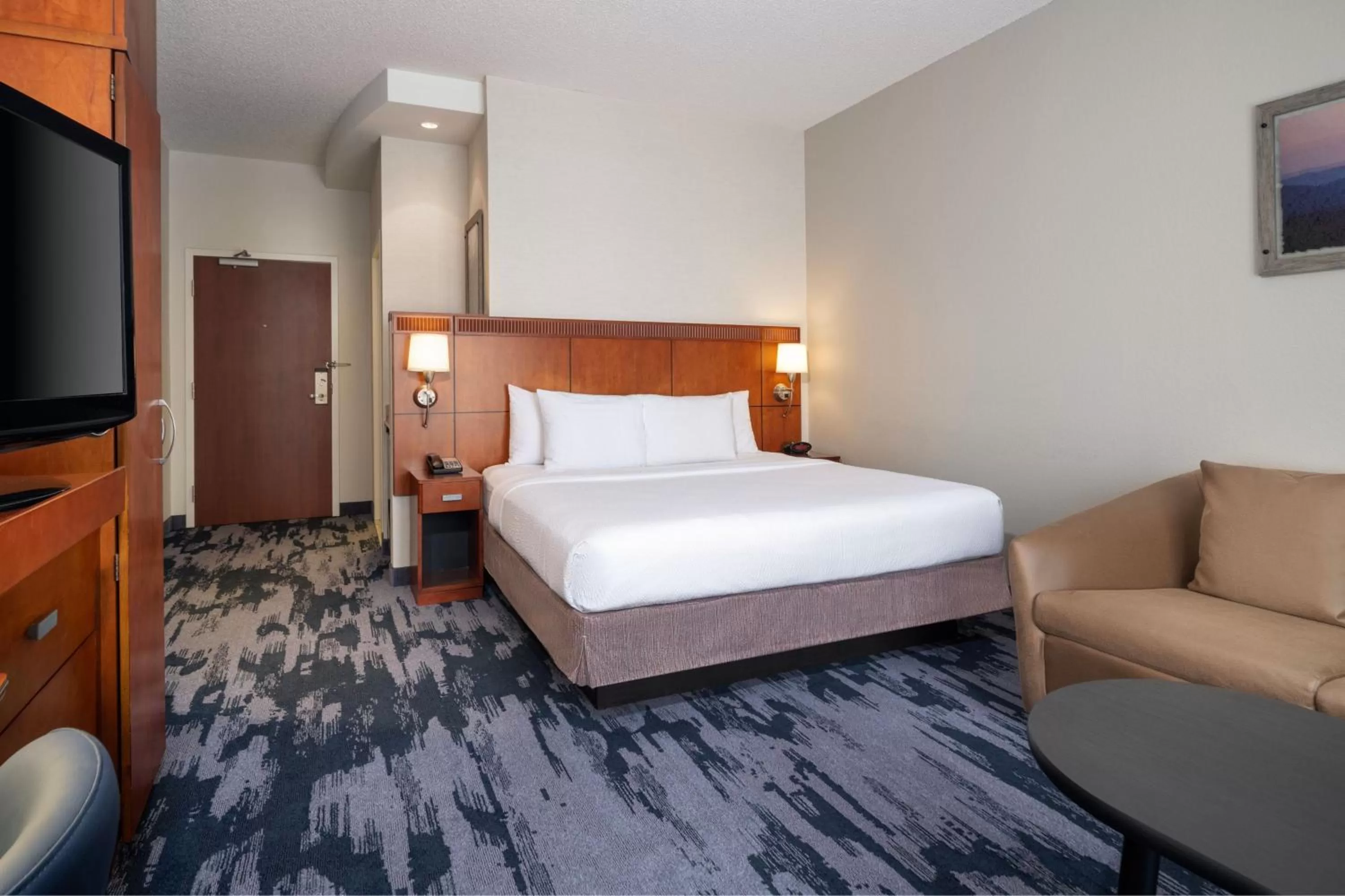 Photo of the whole room, Bed in Fairfield Inn & Suites Orlando Ocoee