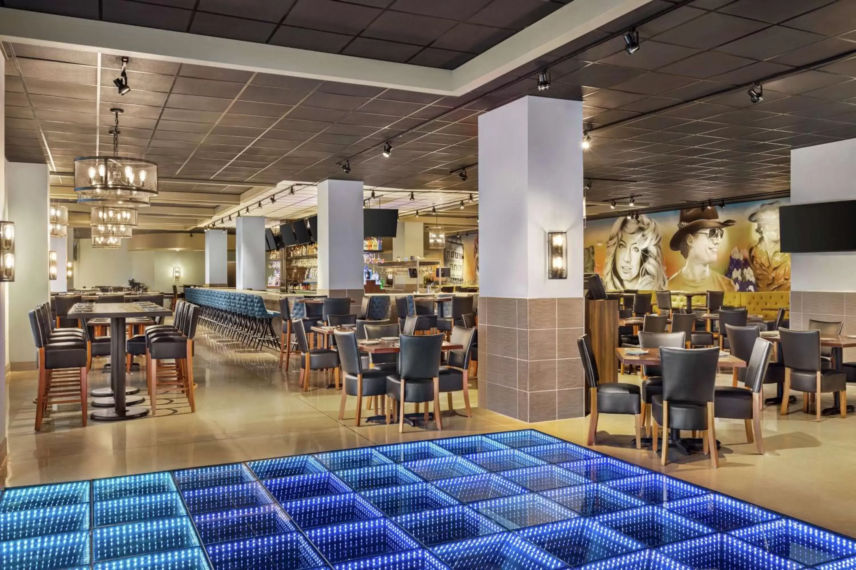 Lounge or bar, Restaurant/Places to Eat in Embassy Suites by Hilton Round Rock