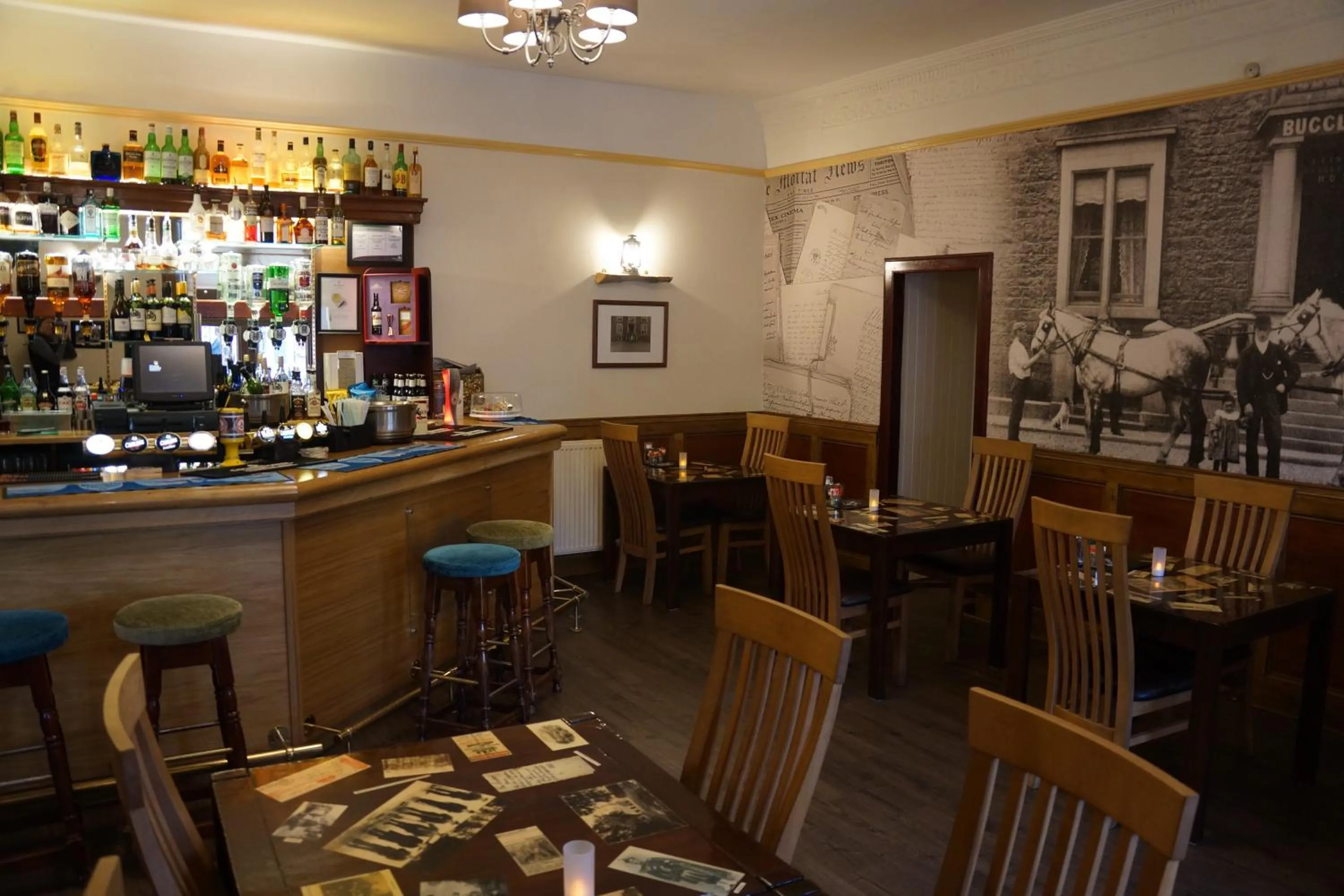 Restaurant/places to eat in Buccleuch Arms Hotel