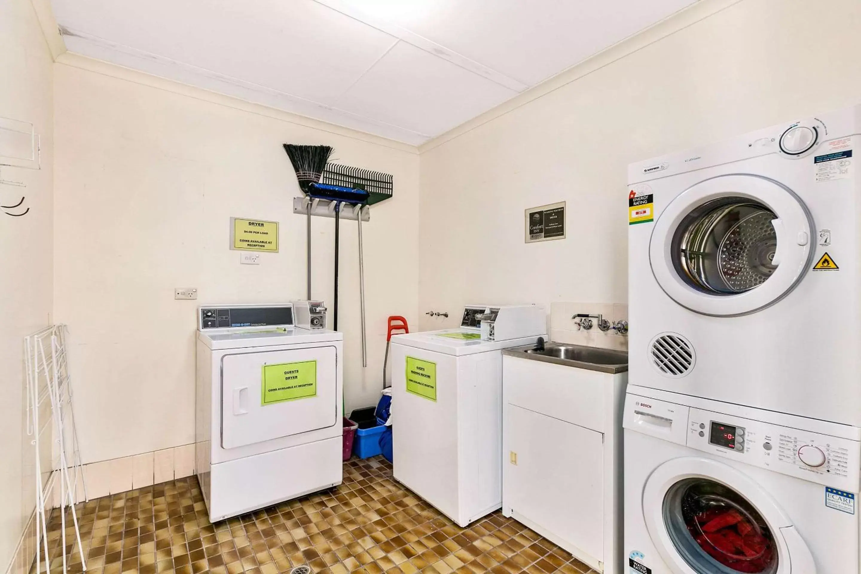 Other, Kitchen/Kitchenette in Comfort Inn on Main Hervey Bay