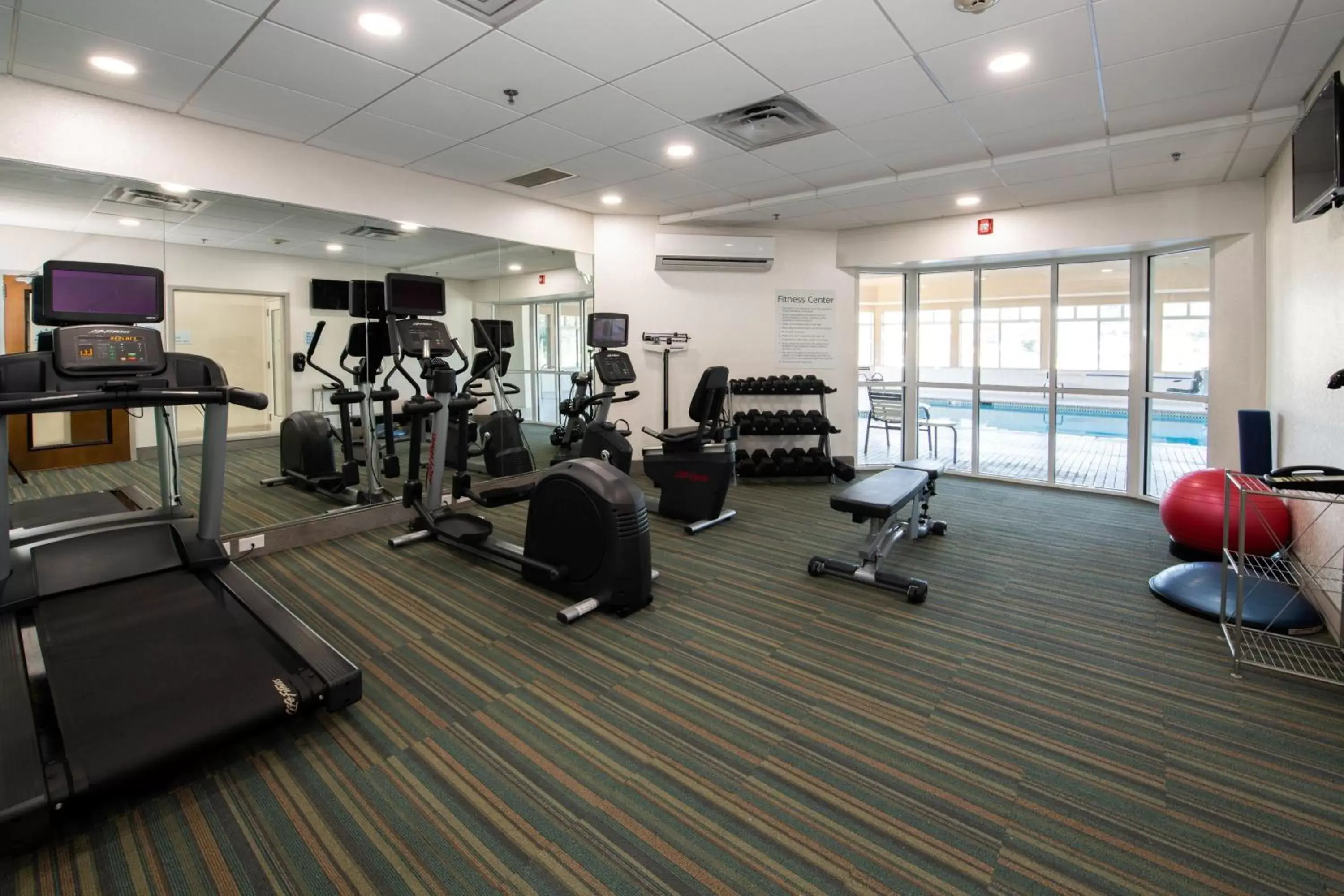 Fitness centre/facilities, Fitness Center/Facilities in Holiday Inn Express Hotel & Suites Kansas City - Grandview, an IHG Hotel