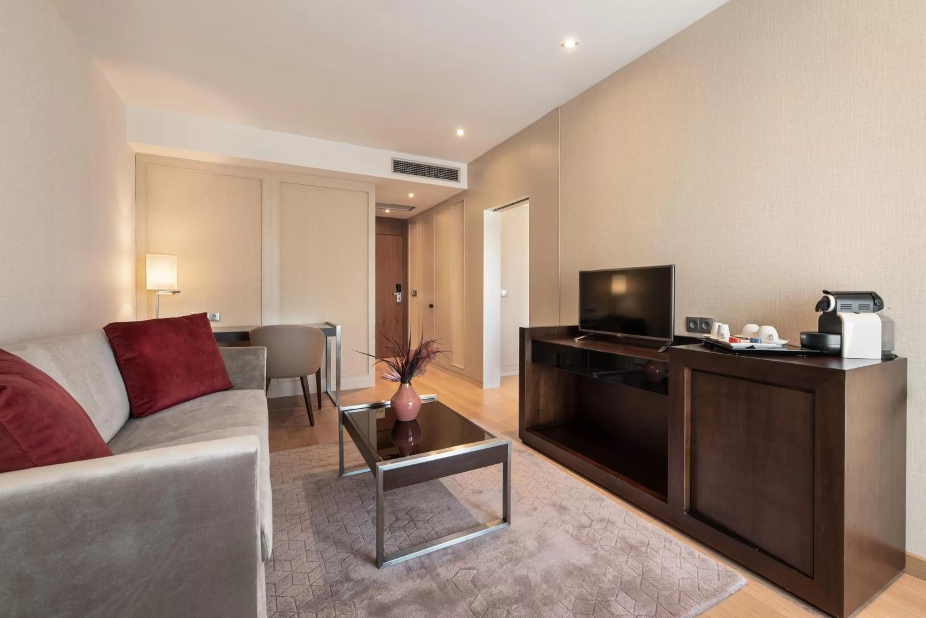 Living room in Eurostars Das Letras