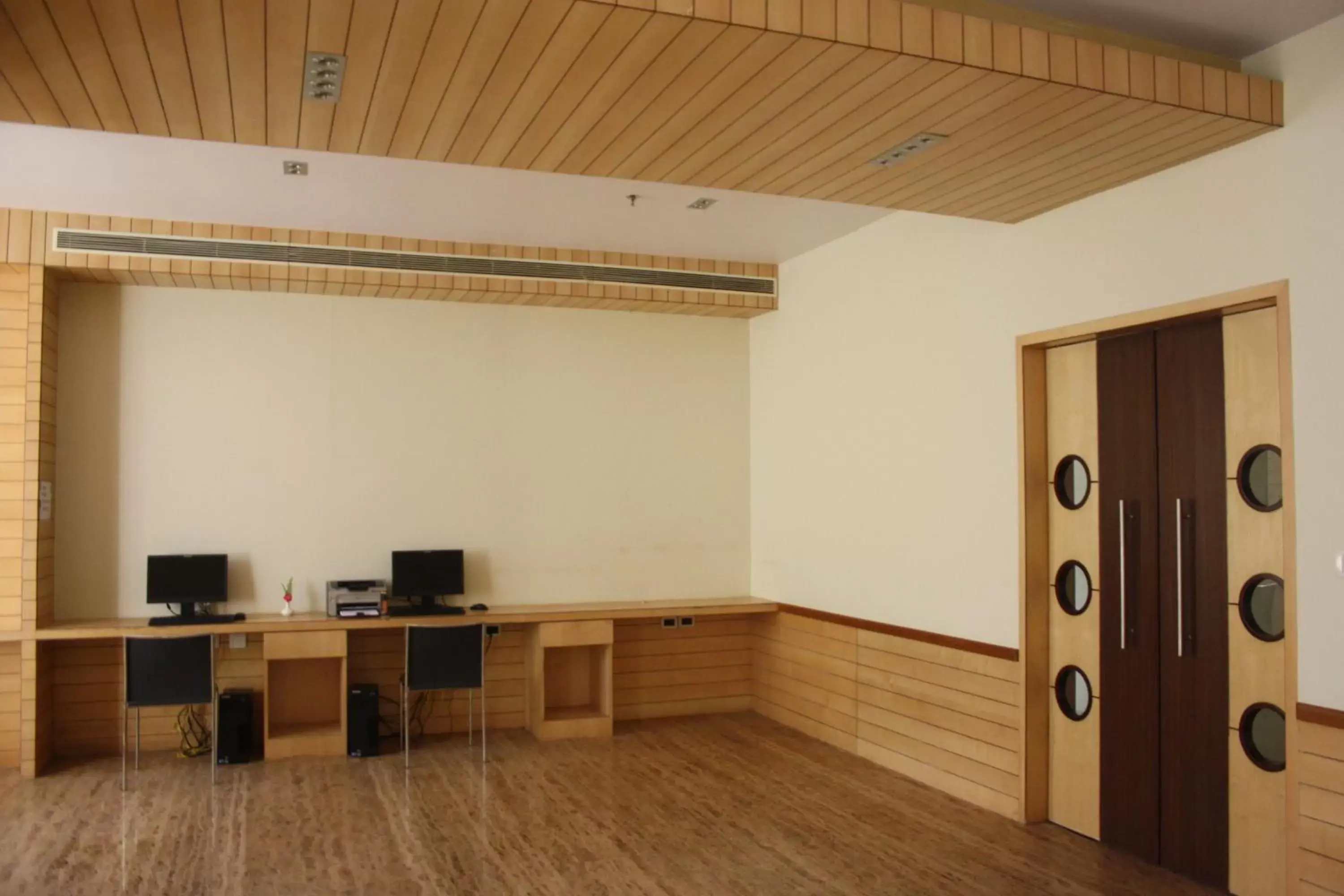 Business facilities in Royal Orchid Central Kireeti-HAMPI Hospet