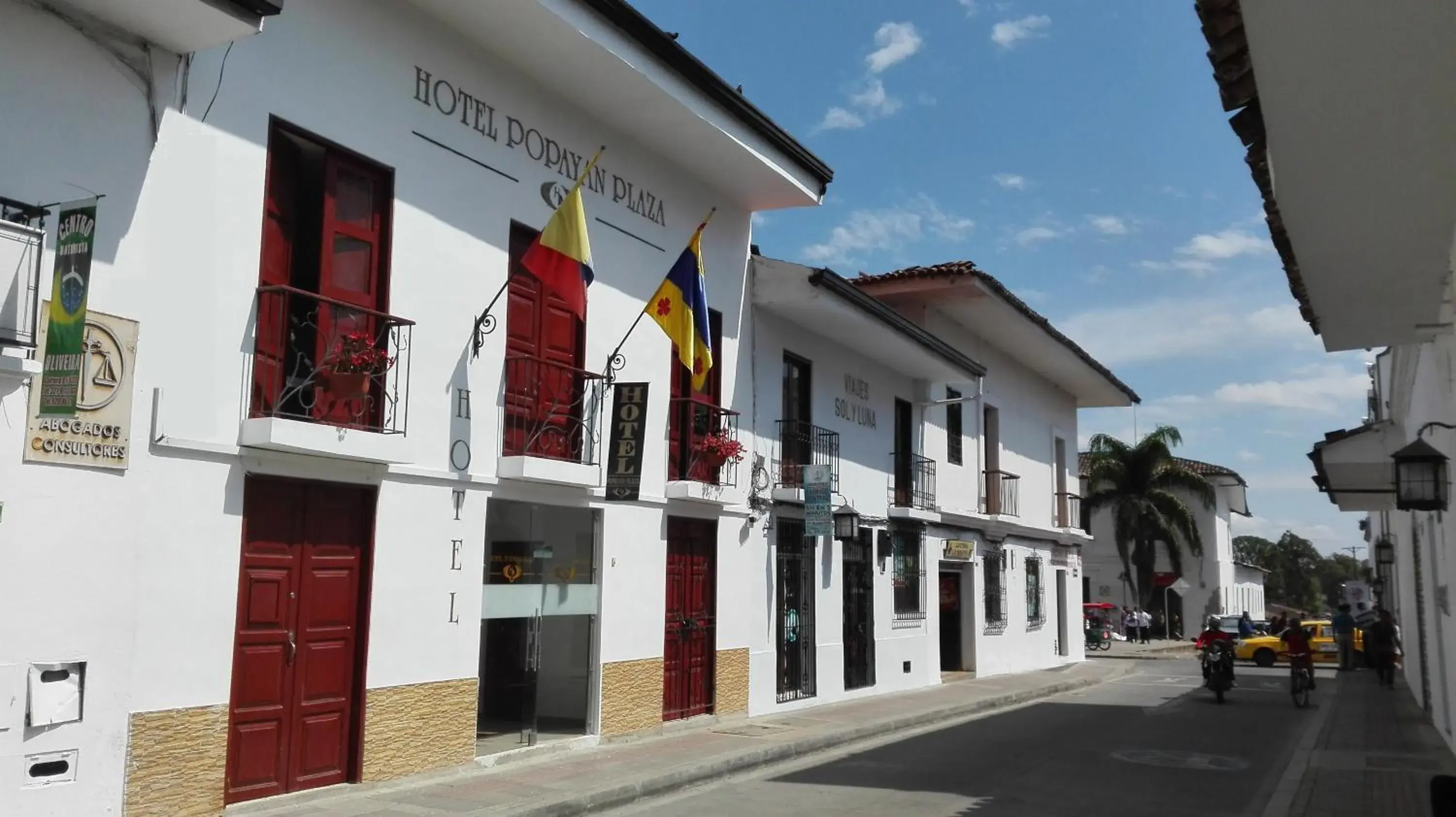 Property building in Hotel Popayan Plaza