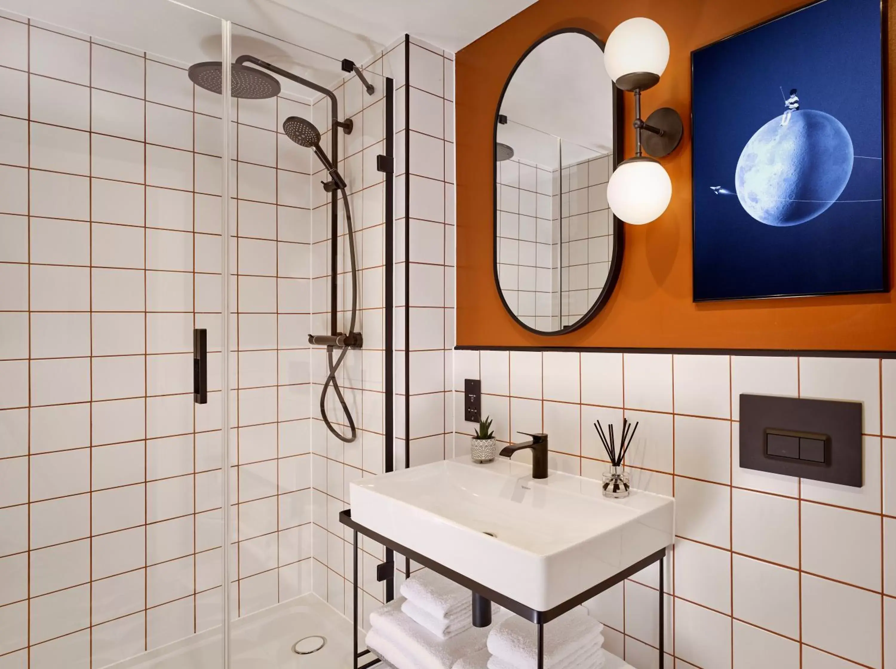 Shower, Bathroom in Citadines Holborn - Covent Garden London