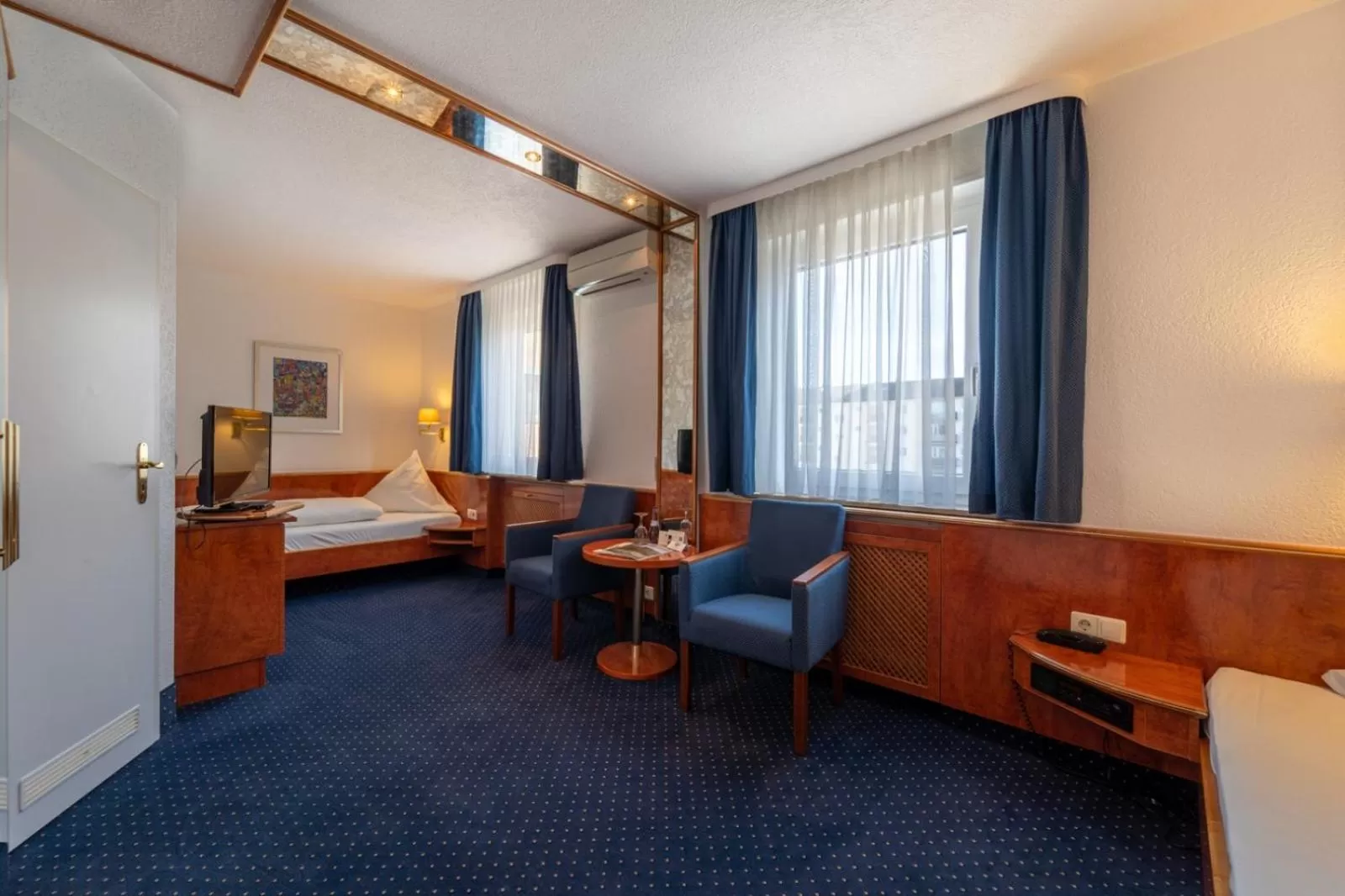 Bed in Hotel Württemberger Hof