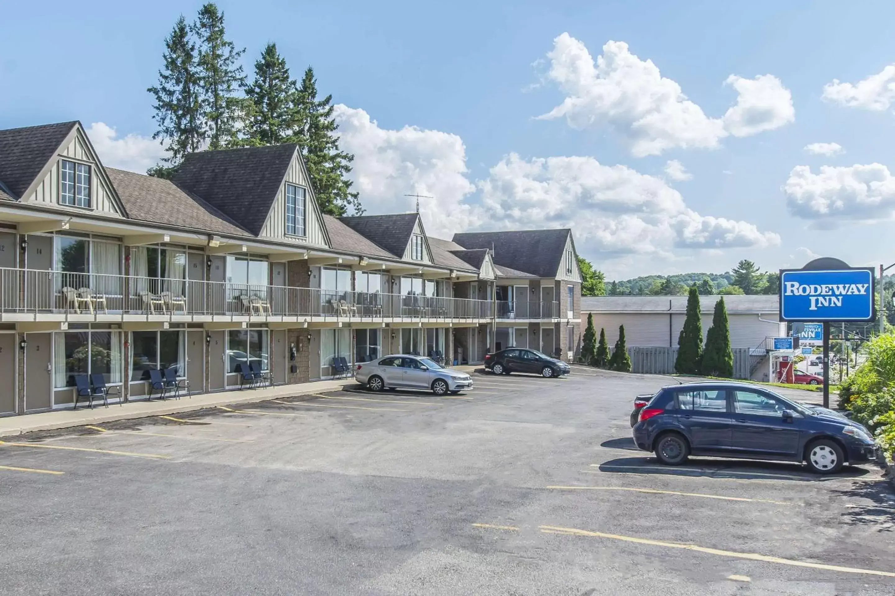 Property Building in Rodeway Inn King William Huntsville