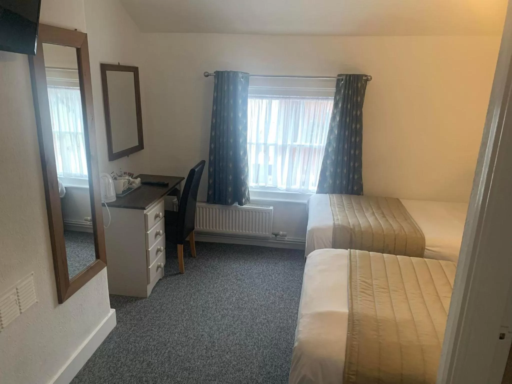 Bed in Abbots Mead Hotel