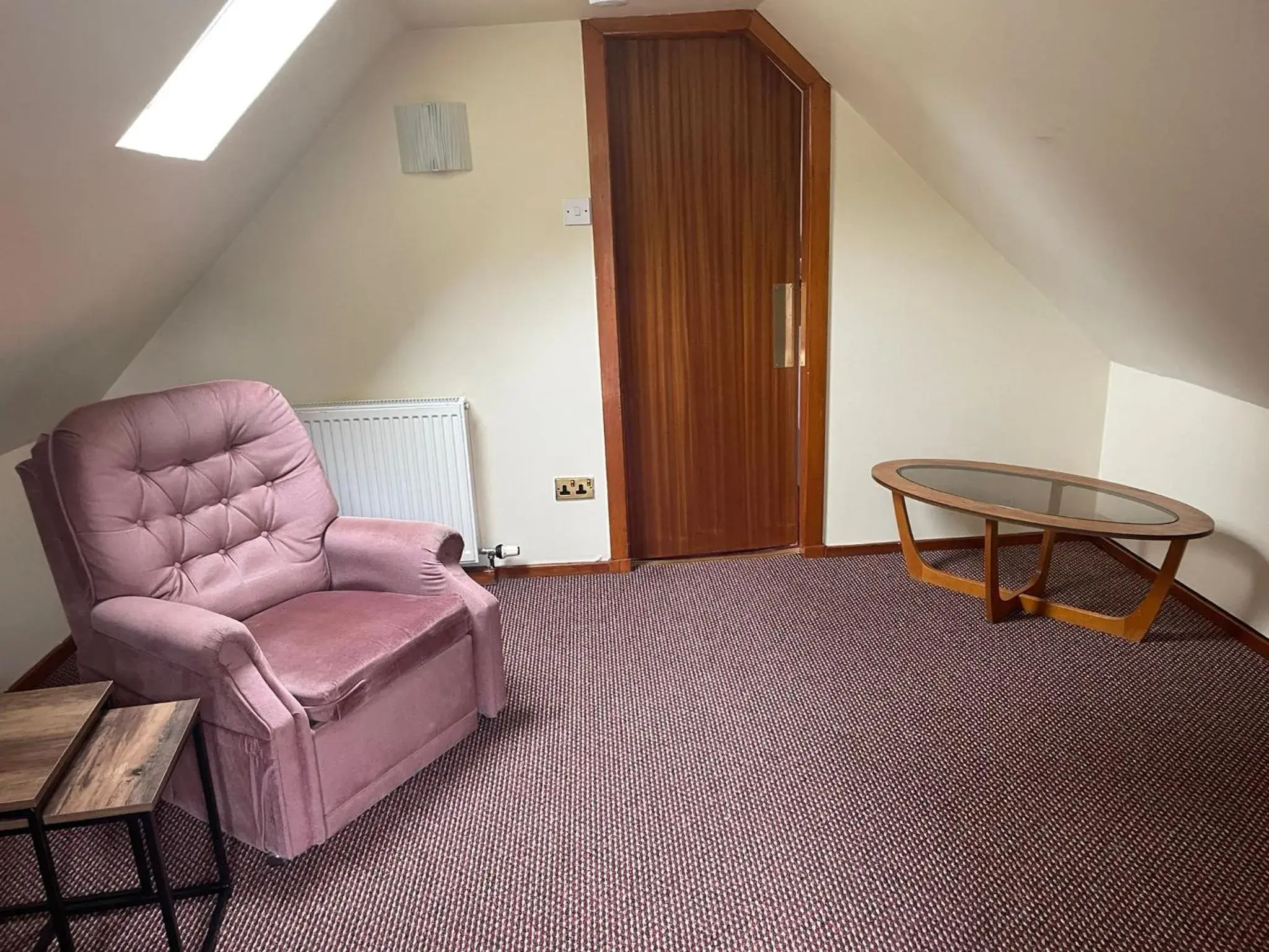 Bedroom, Seating Area in OYO Eastbank Hotel, Speyside Scotland