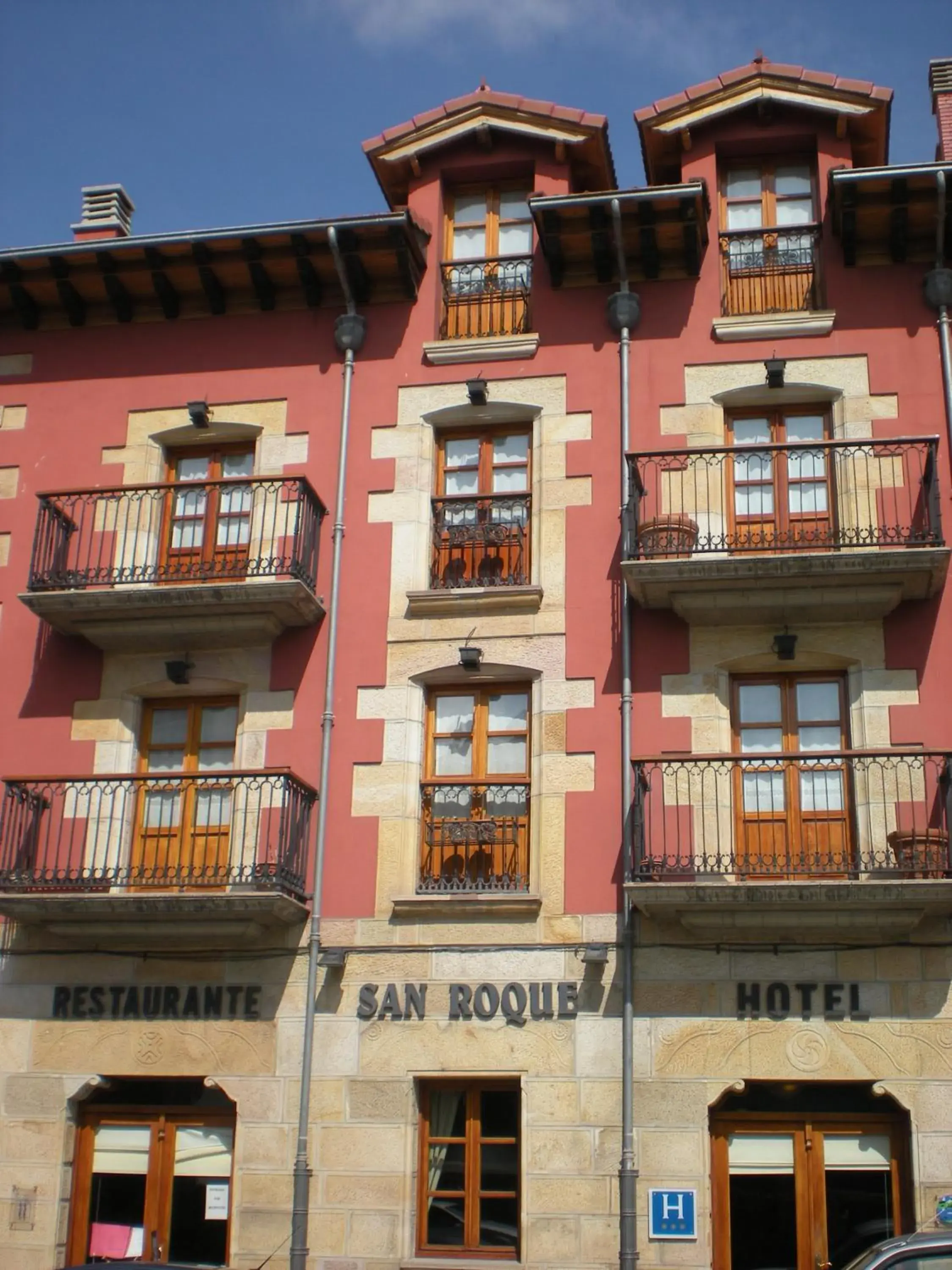 Facade/entrance, Property Building in Hotel San Roque