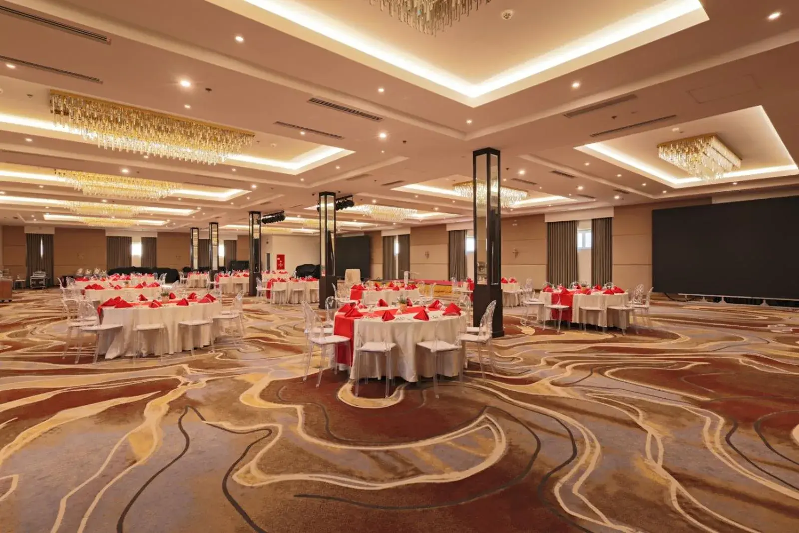 Property building, Banquet Facilities in Best Western Plus Metro Clark