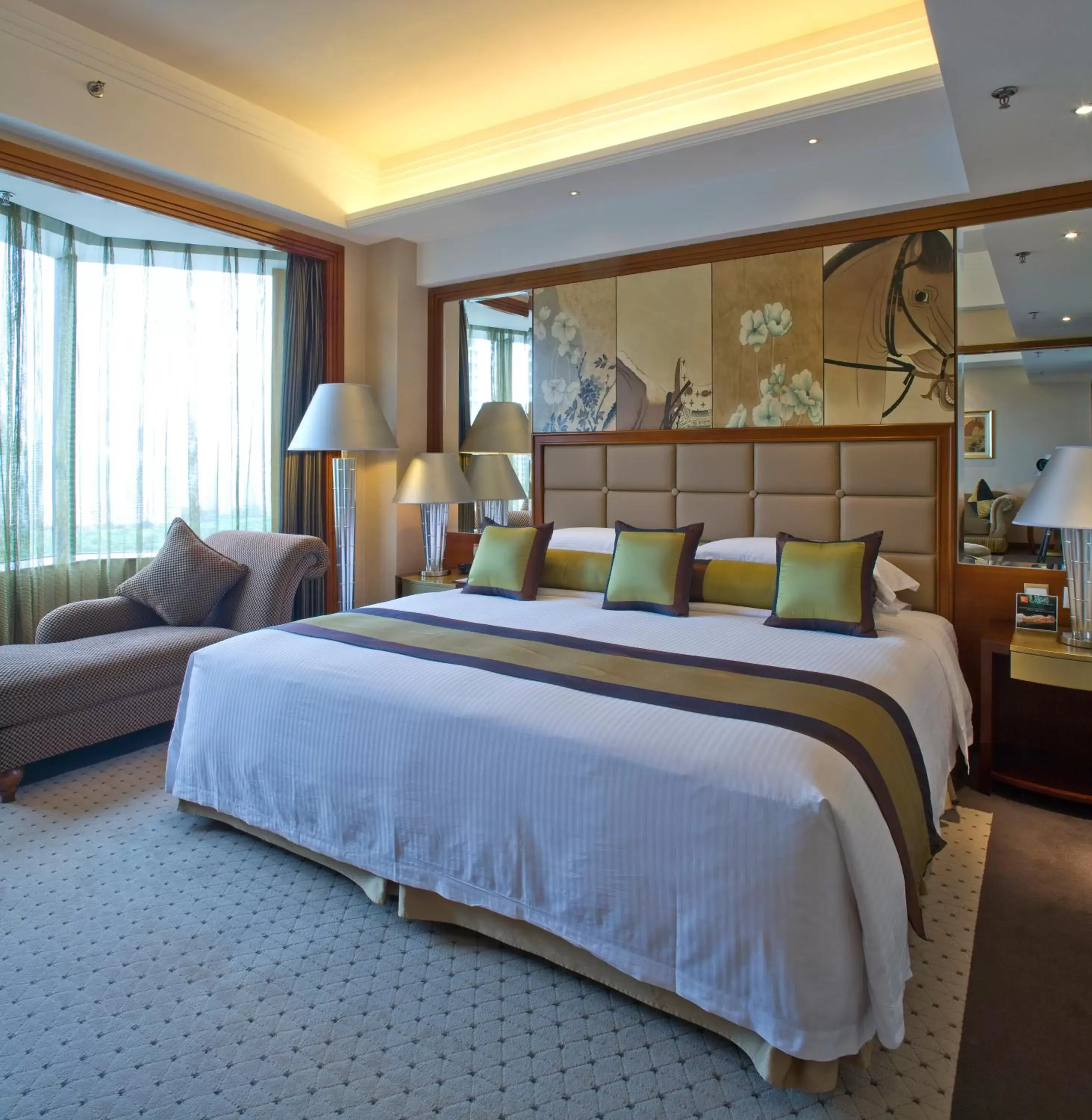 Bedroom, Bed in Kempinski Hotel Shenzhen