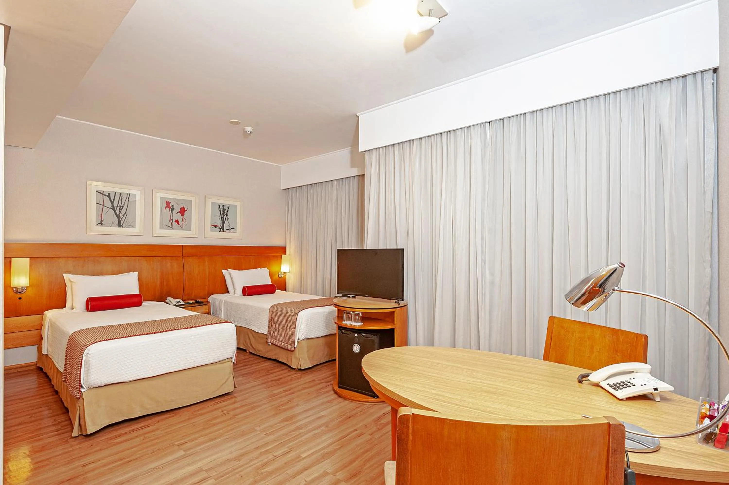 Photo of the whole room, Bed in Slaviero São Paulo Moema