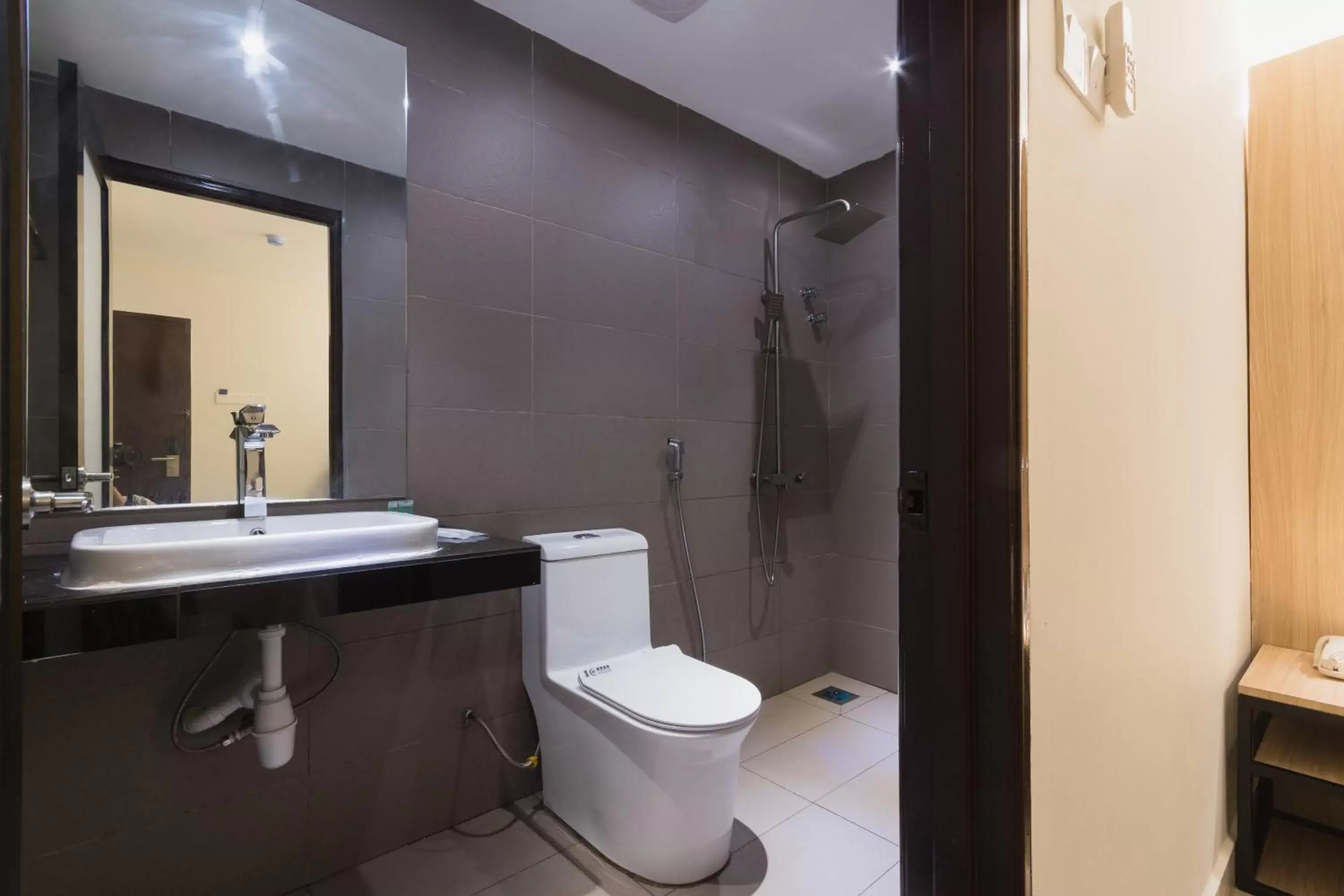 Shower, Bathroom in GM HOTEL KUANTAN