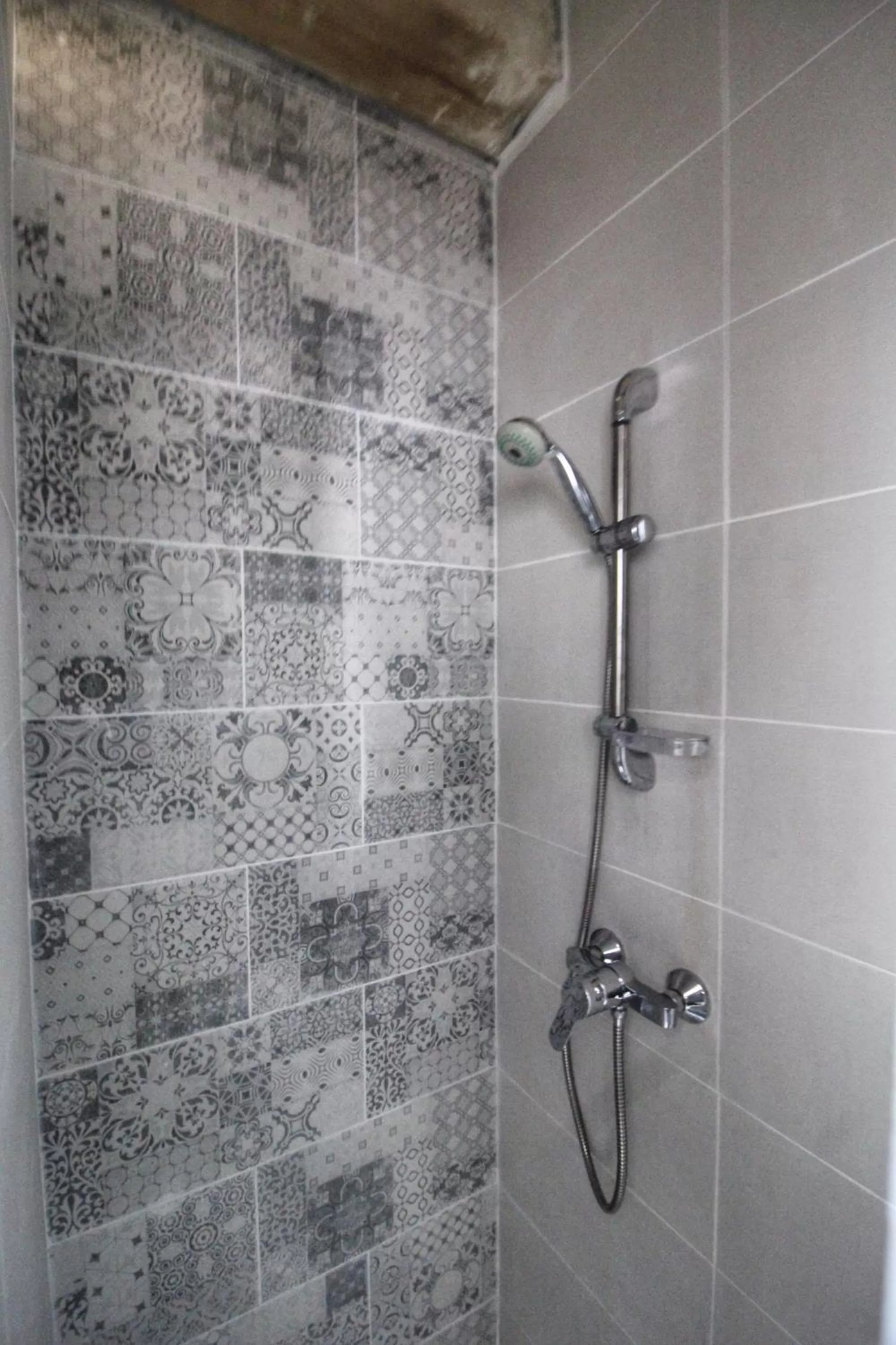 Shower in St George of Lydda B&B