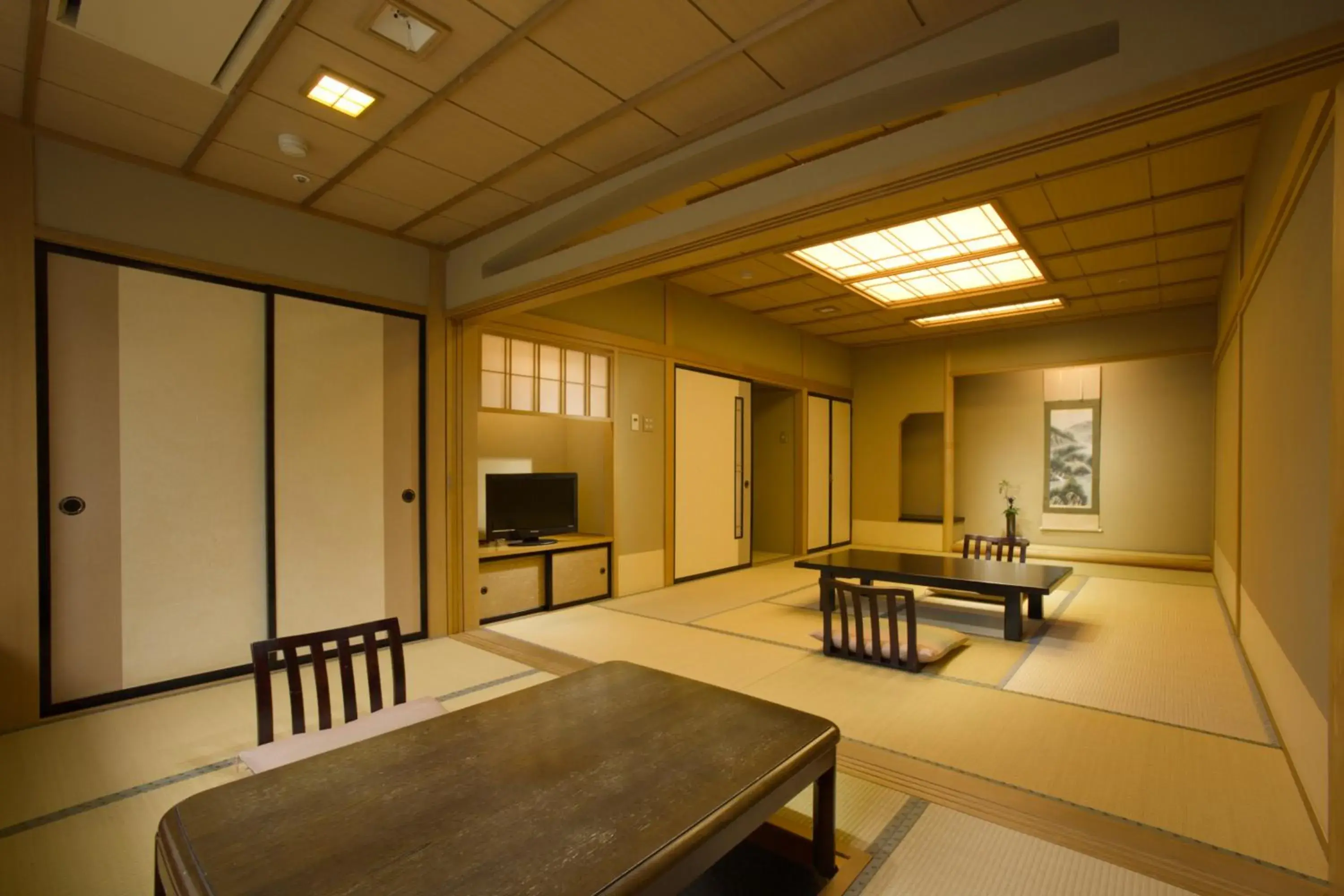 Japanese-Style Deluxe Room - single occupancy - East Building  in Ryokan Tachibanaya