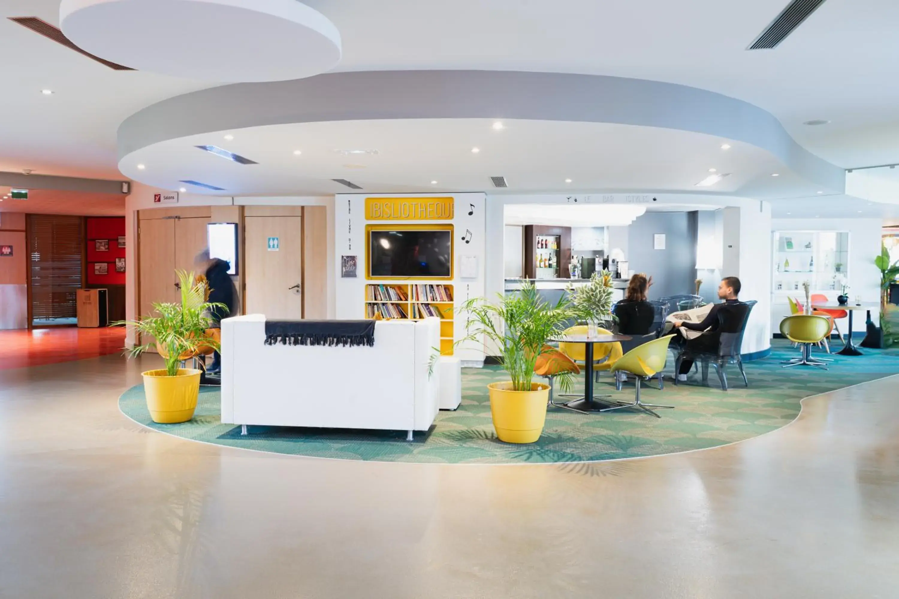 Lobby/Reception in ibis Styles Lyon Sud Vienne