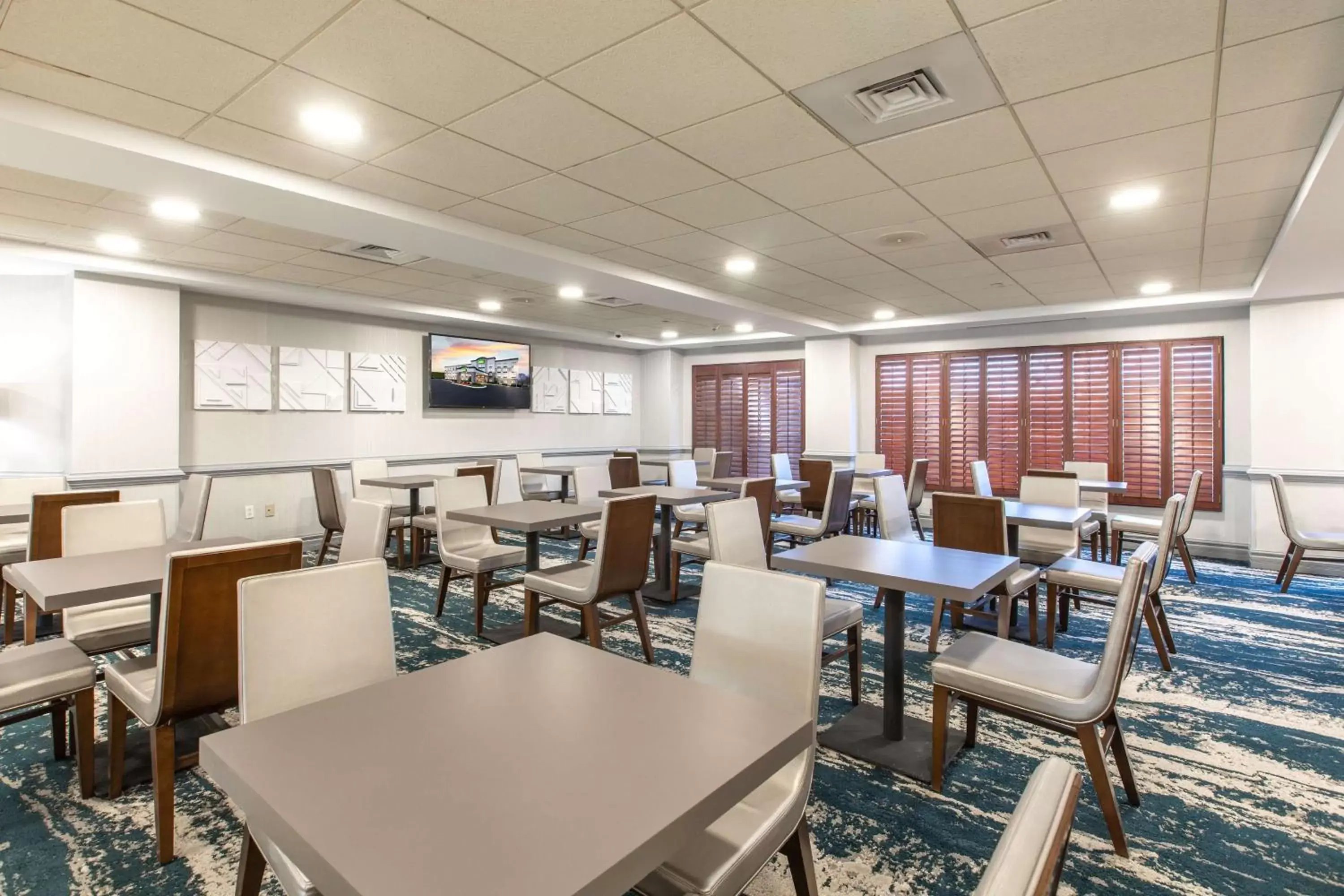 Restaurant/Places to Eat in Wingate by Wyndham Charlotte Concord Mills/Speedway
