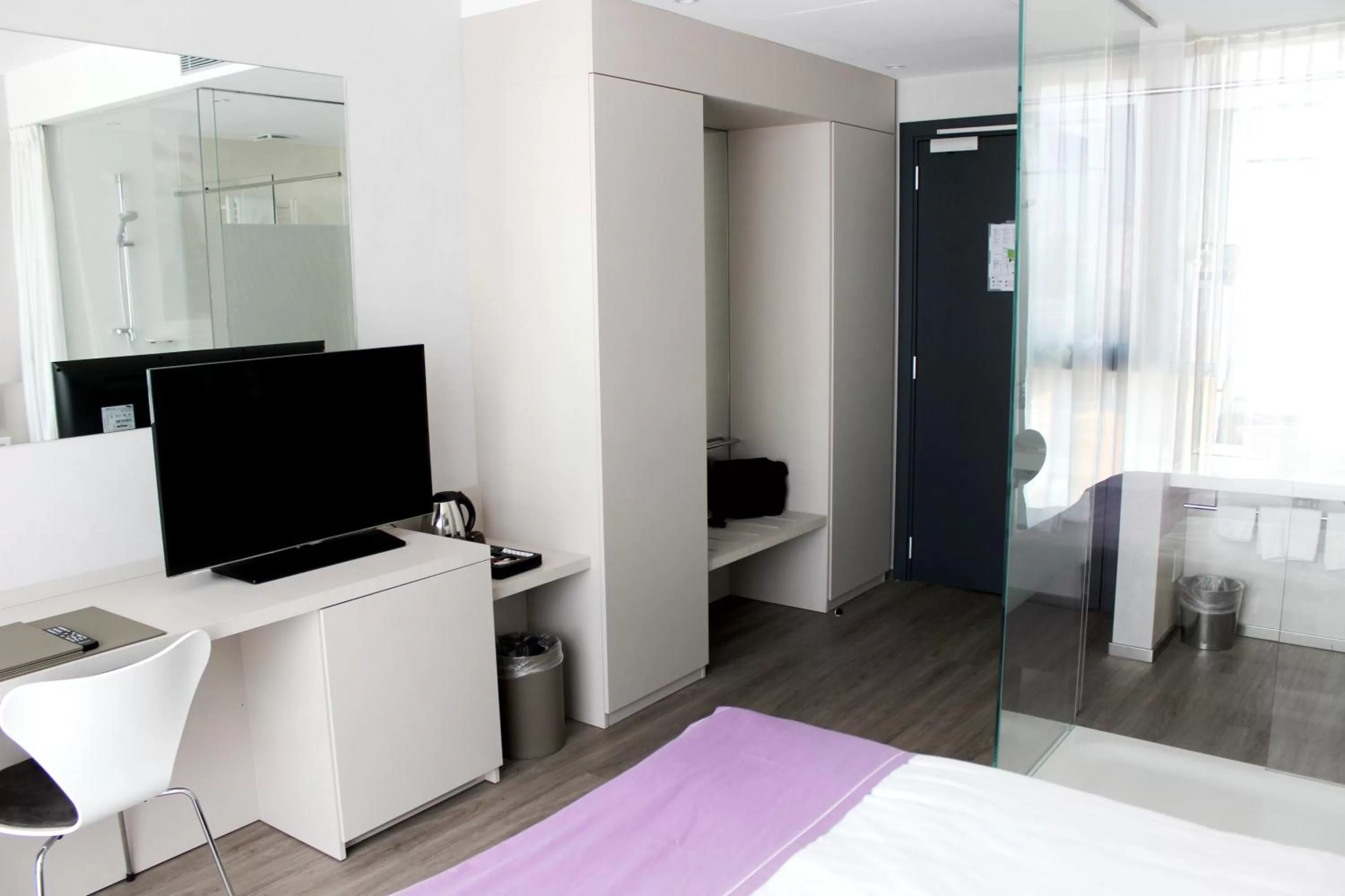 TV and multimedia in Hotel City Lugano