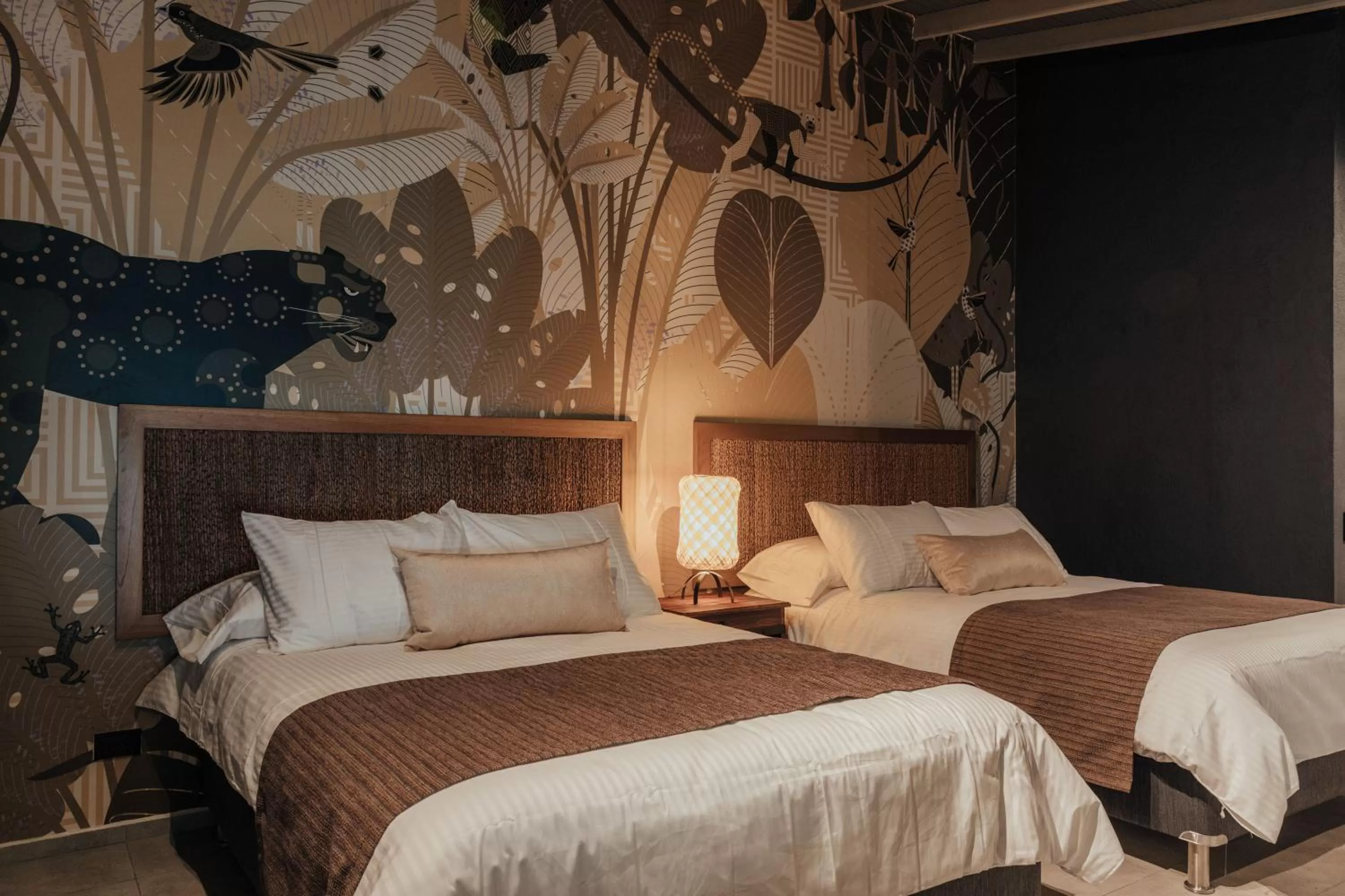 Photo of the whole room, Bed in Sui Boutique Hotel