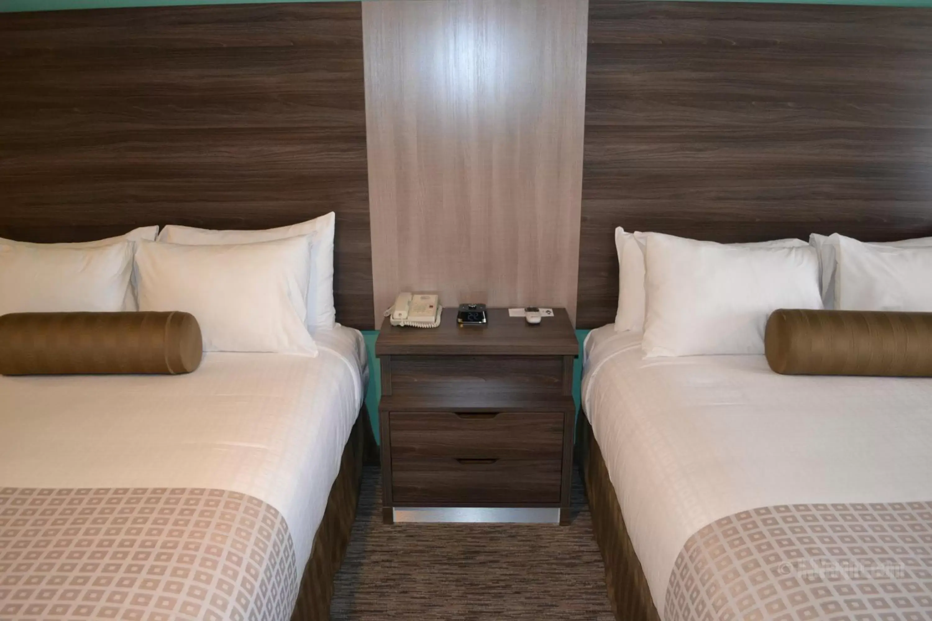Bedroom, Bed in Yosemite Southgate Hotel & Suites