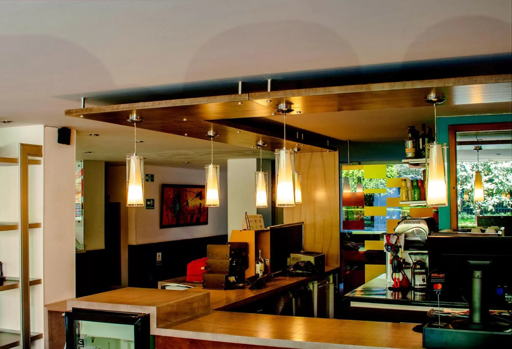 Lounge or bar in Apartaestudios Los Andes