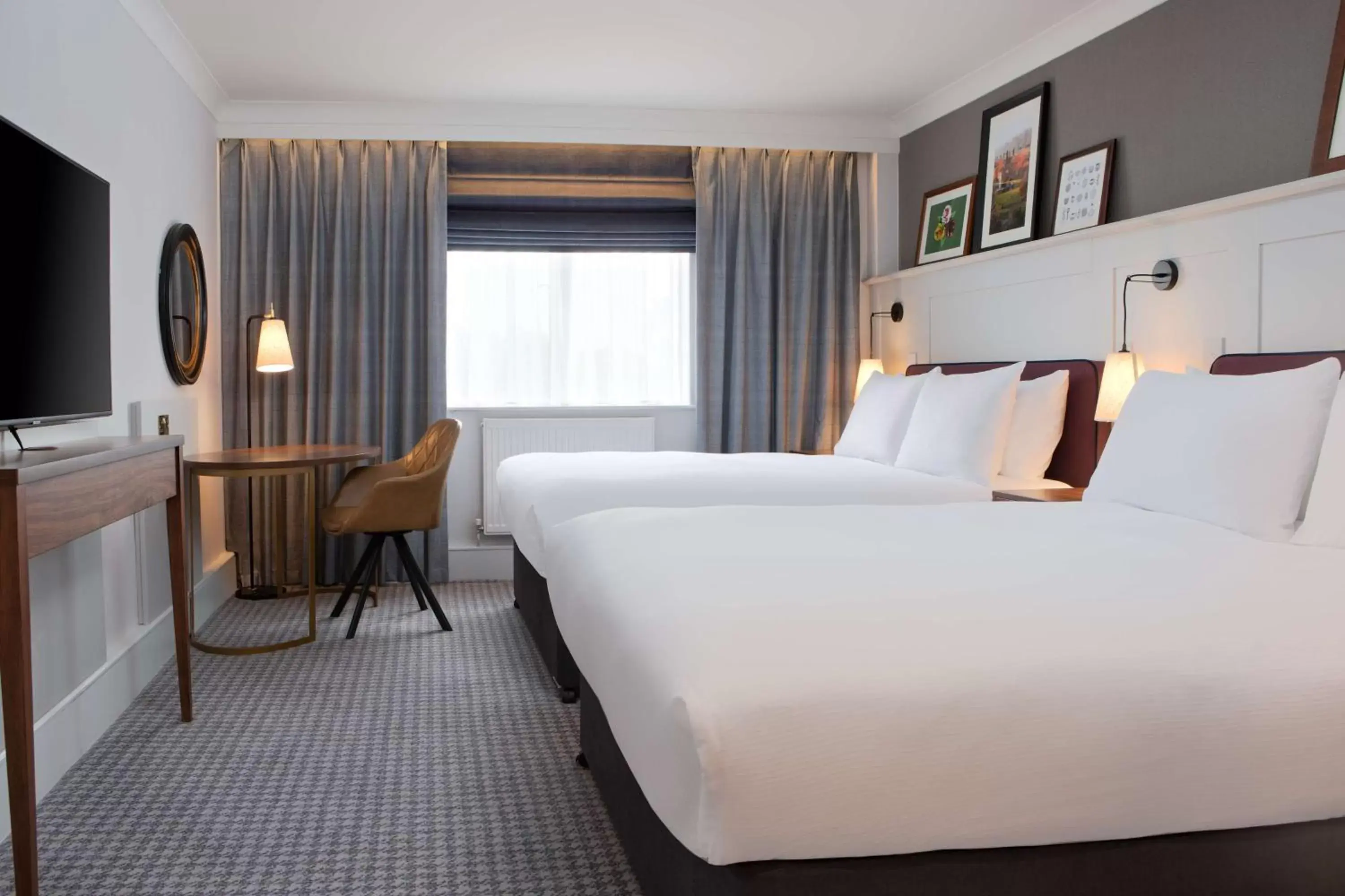Bedroom, Bed in DoubleTree by Hilton Stoke-on-Trent, United Kingdom