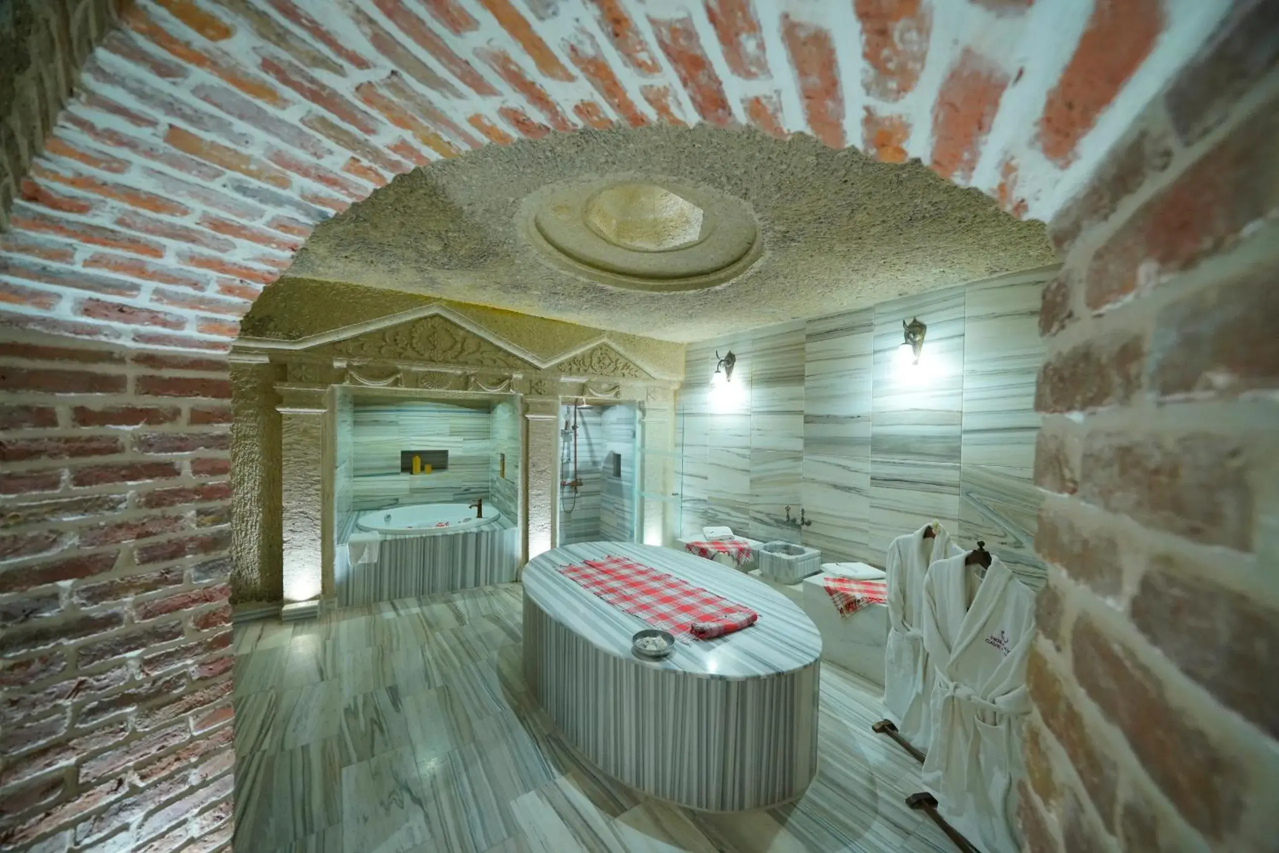 Public Bath in Holiday Cave Hotel