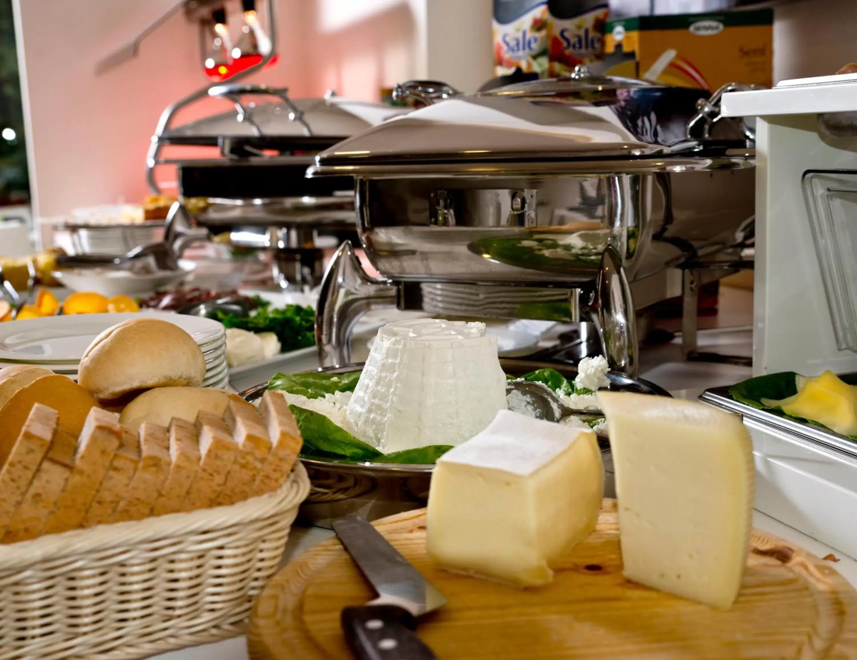 Food and drinks in L'Hotel Food and drinks in L'Hotel