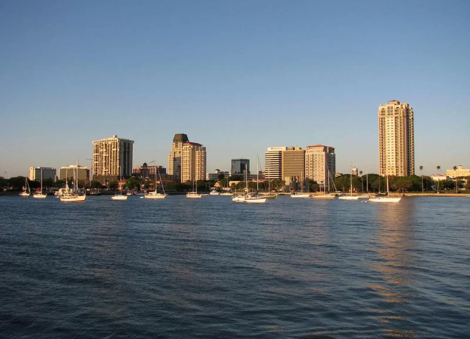 Property building in Hilton St. Petersburg Bayfront