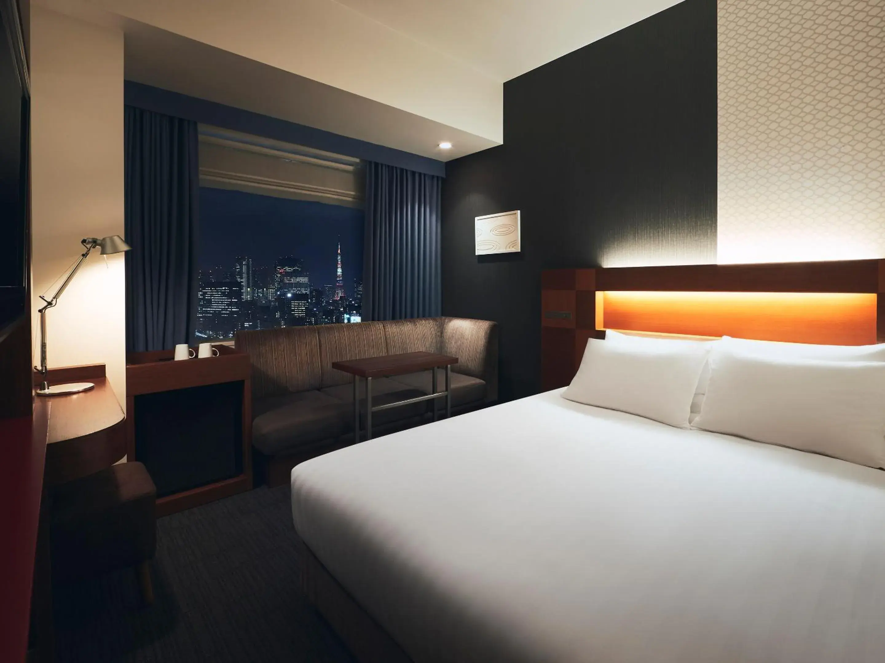 Photo of the whole room, Bed in Lotte City Hotel Kinshicho Tokyo