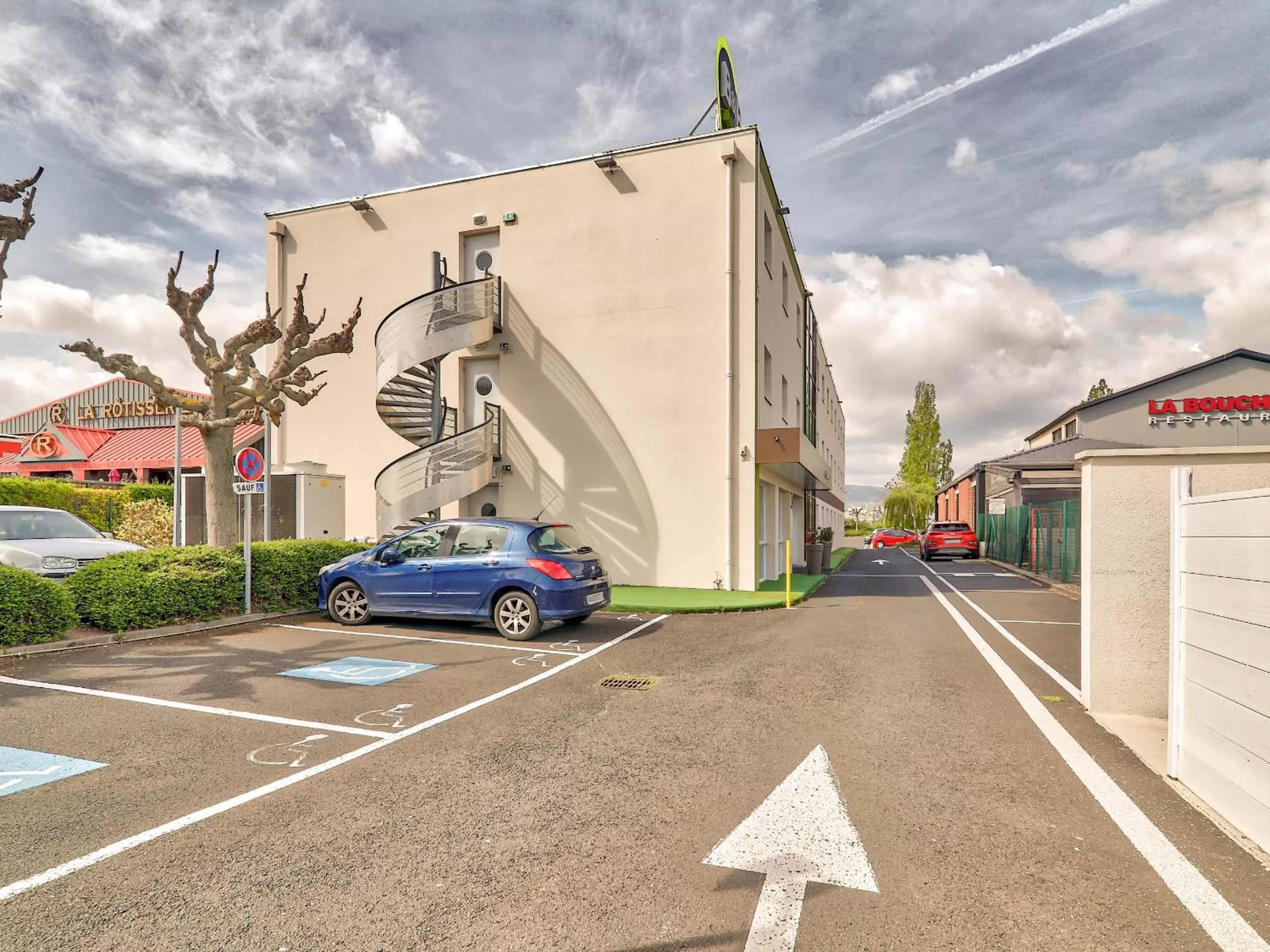 Property building in B&B HOTEL Clermont-Ferrand Sud Aubière