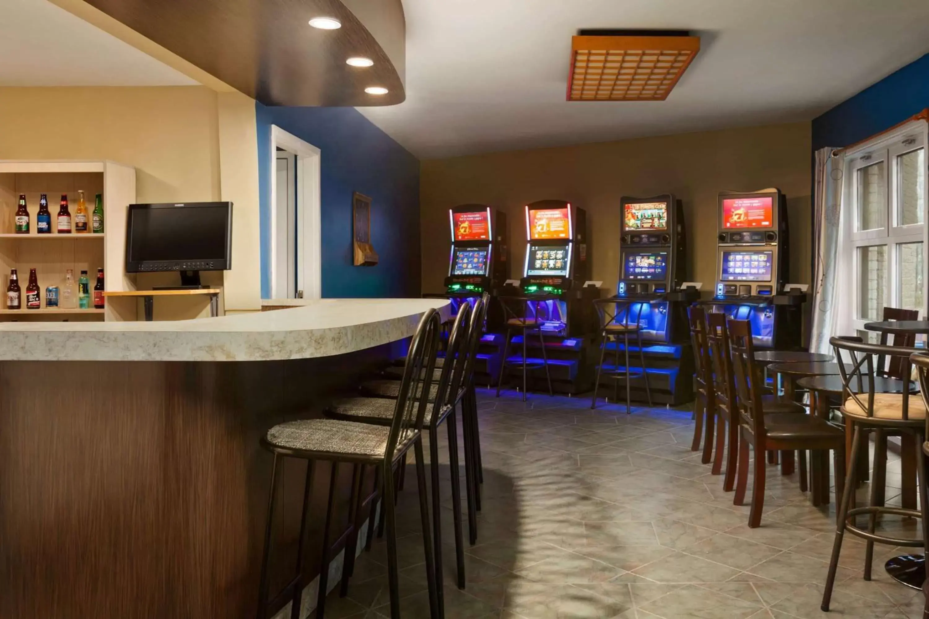 Restaurant/Places to Eat in Days Inn by Wyndham Trois-Rivieres