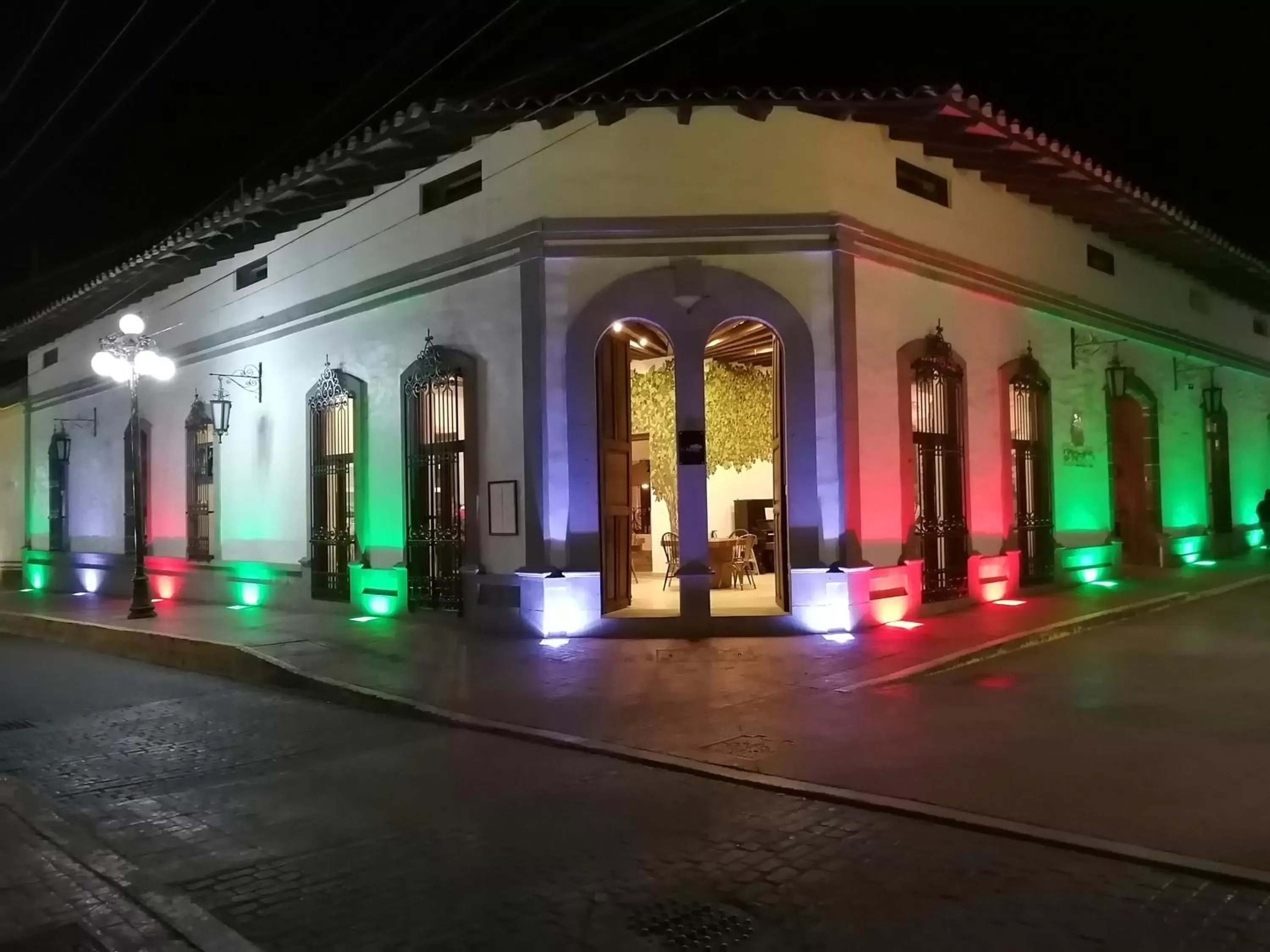 Facade/entrance in Casa San Miguel Hotel Boutique y Spa