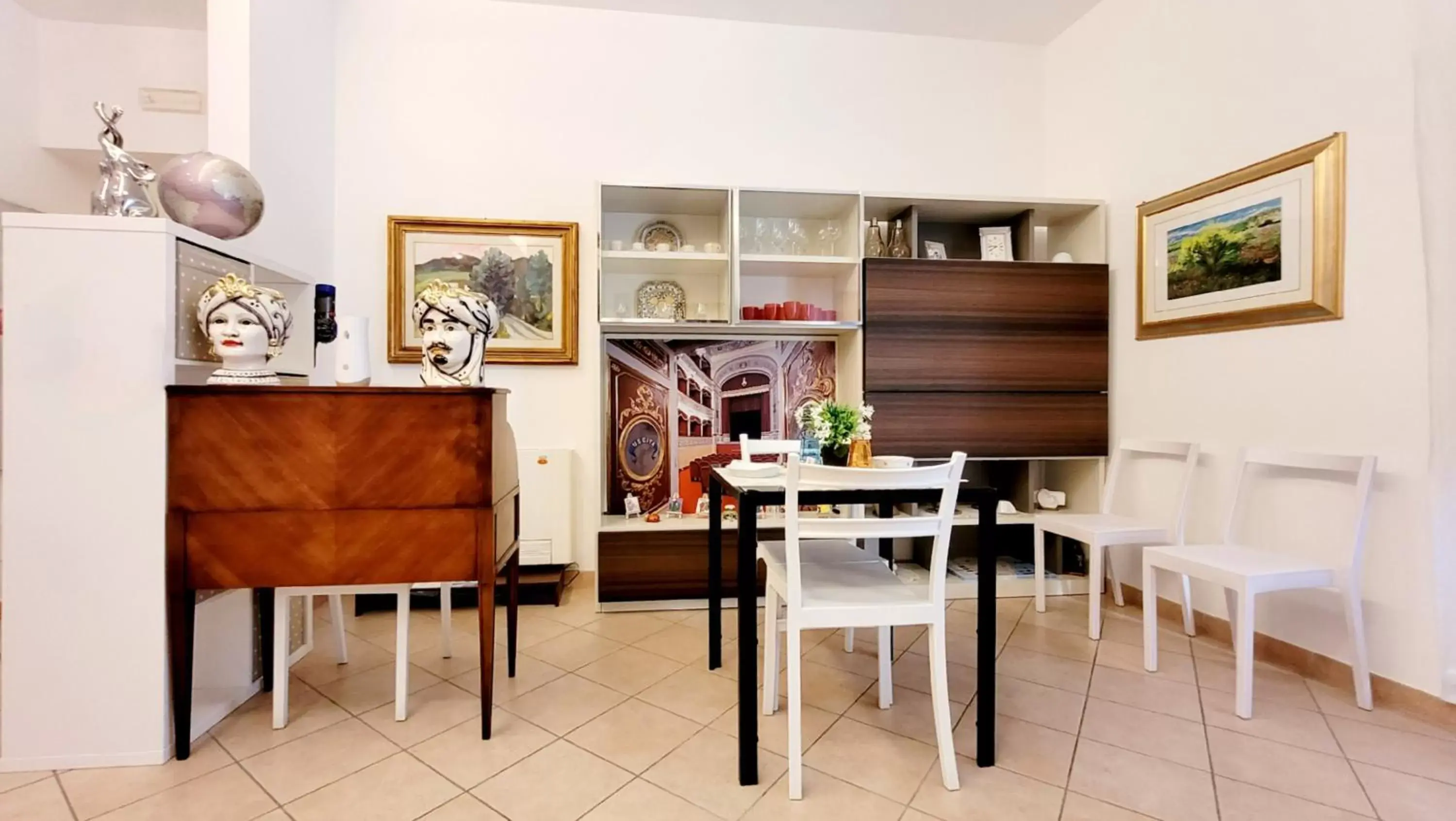 Dining Area in Melody Room