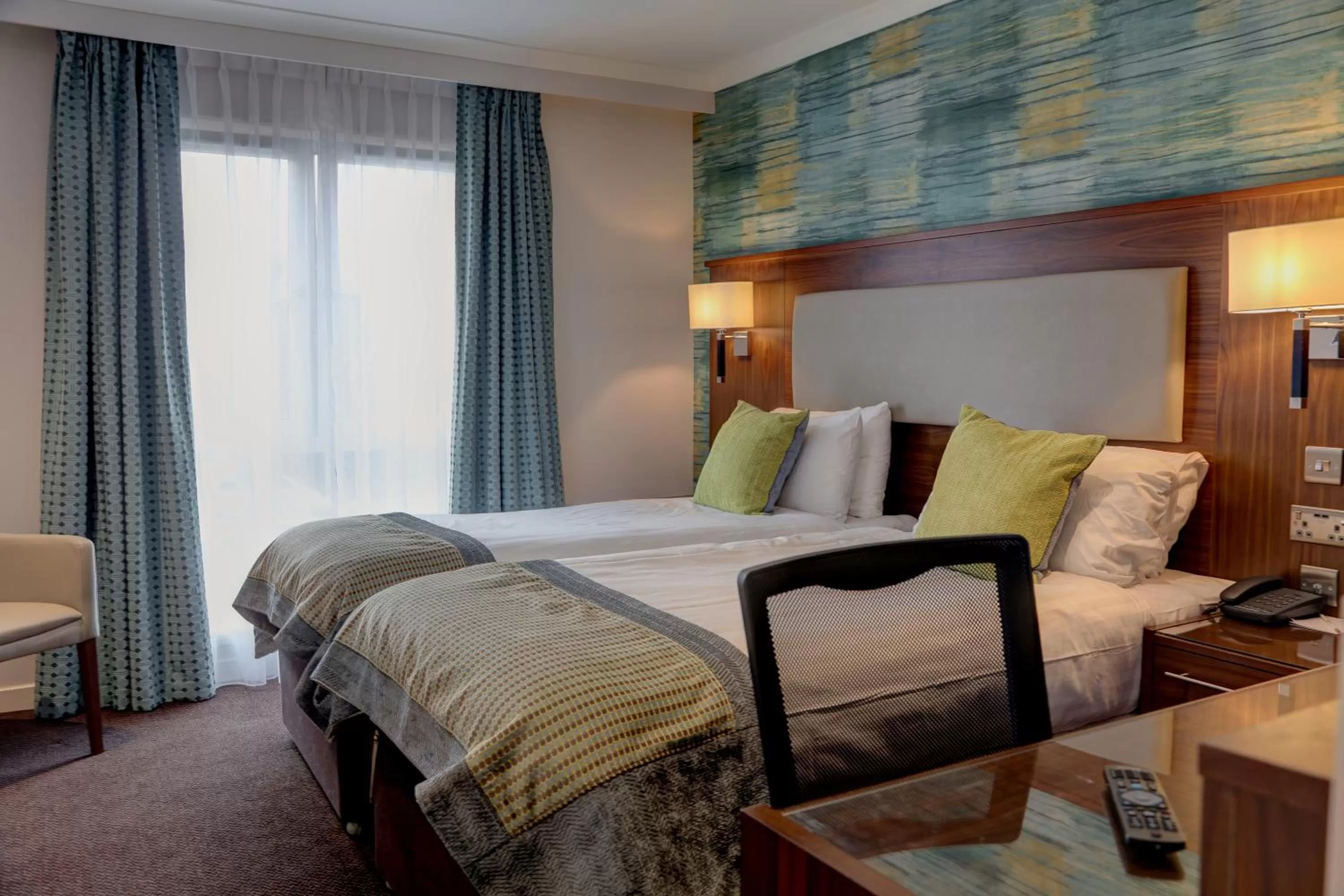 Executive King Room - Non-Smoking in Invercarse Hotel Dundee, BW Signature Collection