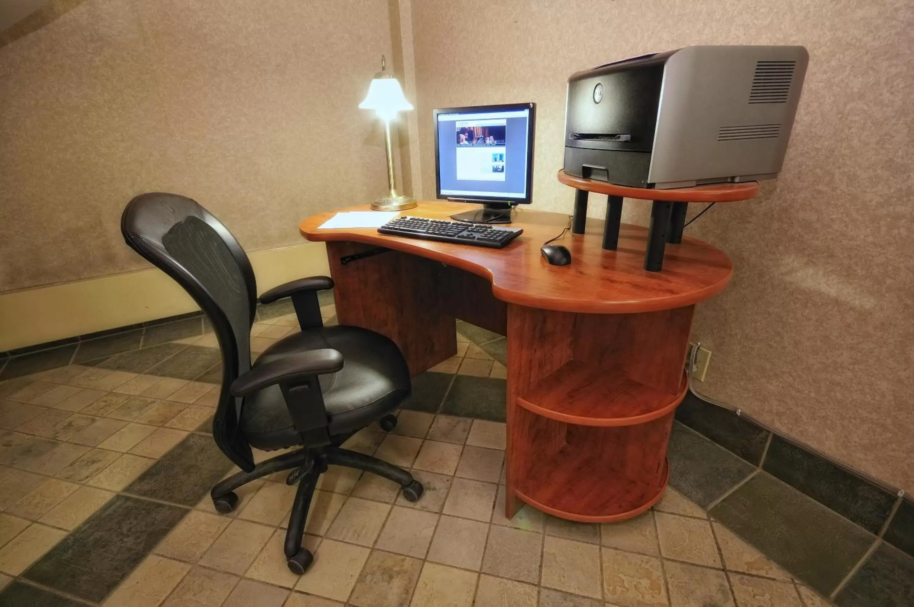 Business facilities, Business Area/Conference Room in Greenwood Inn & Suites