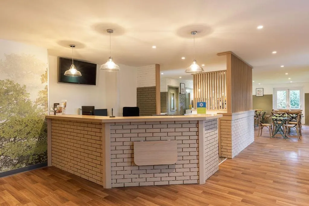 Lobby or reception in Sure Hotel by Best Western Plaisir