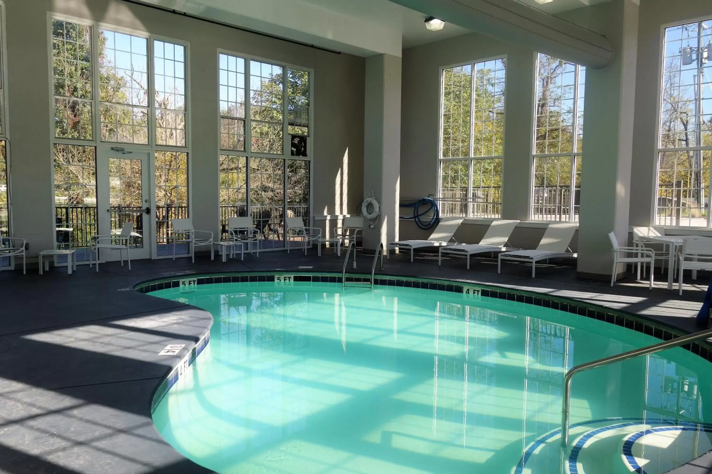 Swimming Pool in Country Inn & Suites by Radisson, Pigeon Forge South, TN