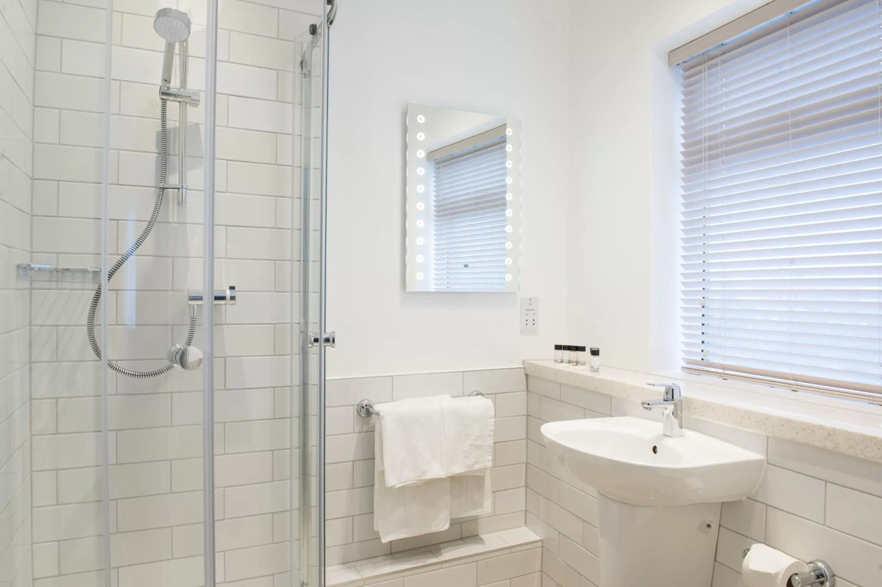 Double or Twin Room in Toby Carvery Hull by Innkeeper's Collection Double or Twin Room in Toby Carvery Hull by Innkeeper's Collection