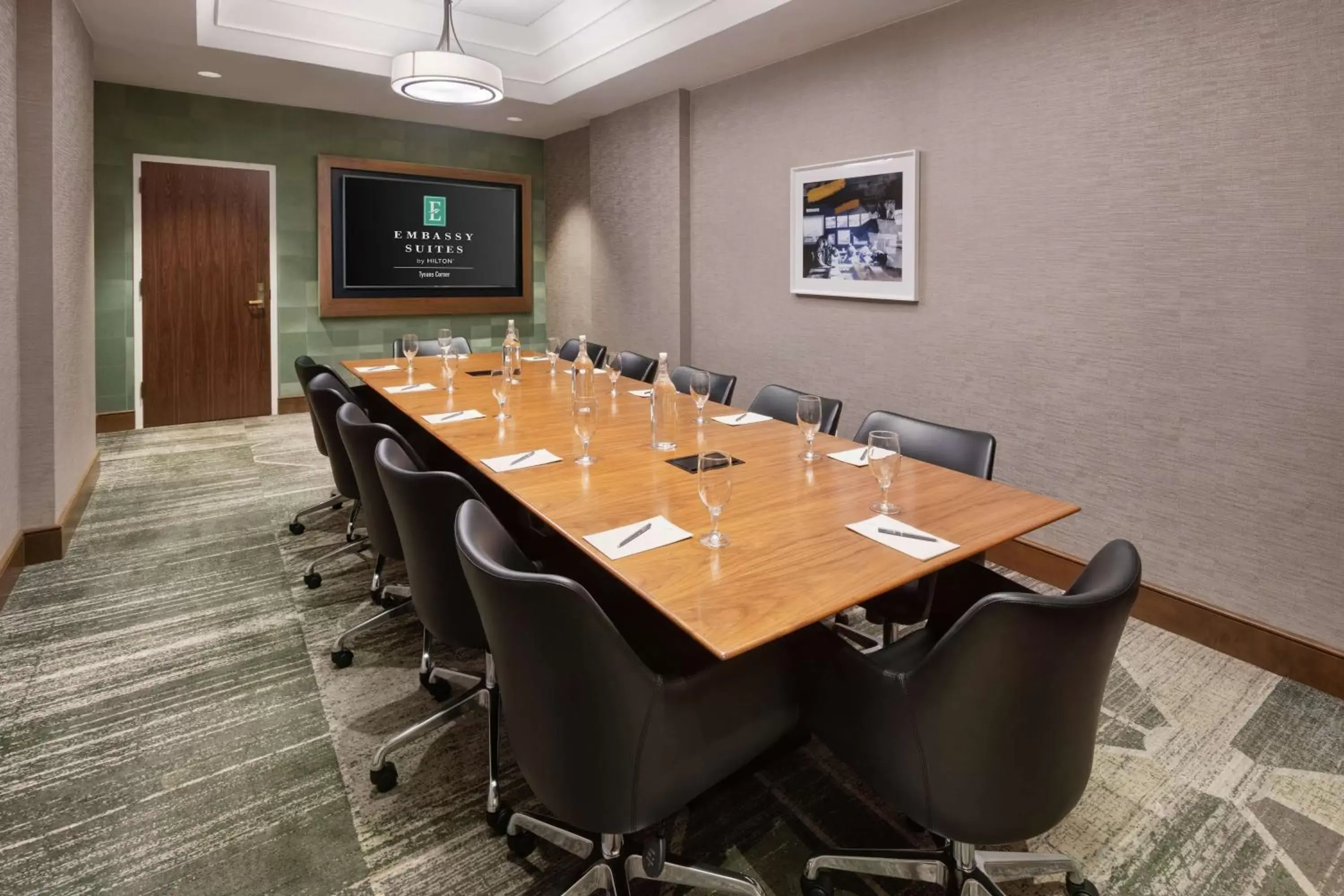 Meeting/conference room in Embassy Suites Tysons Corner