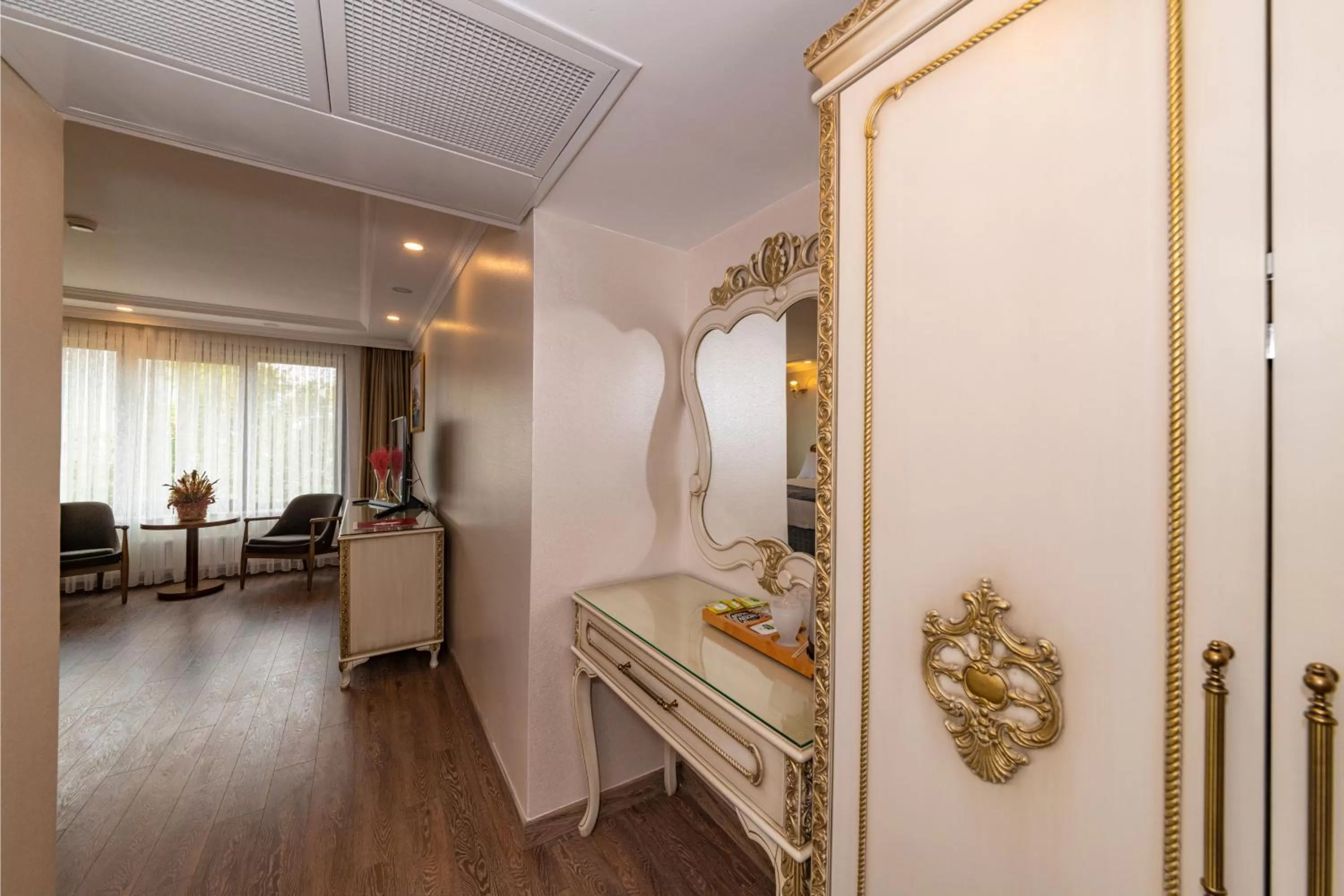 Decorative detail in Almadina Hotel Istanbul