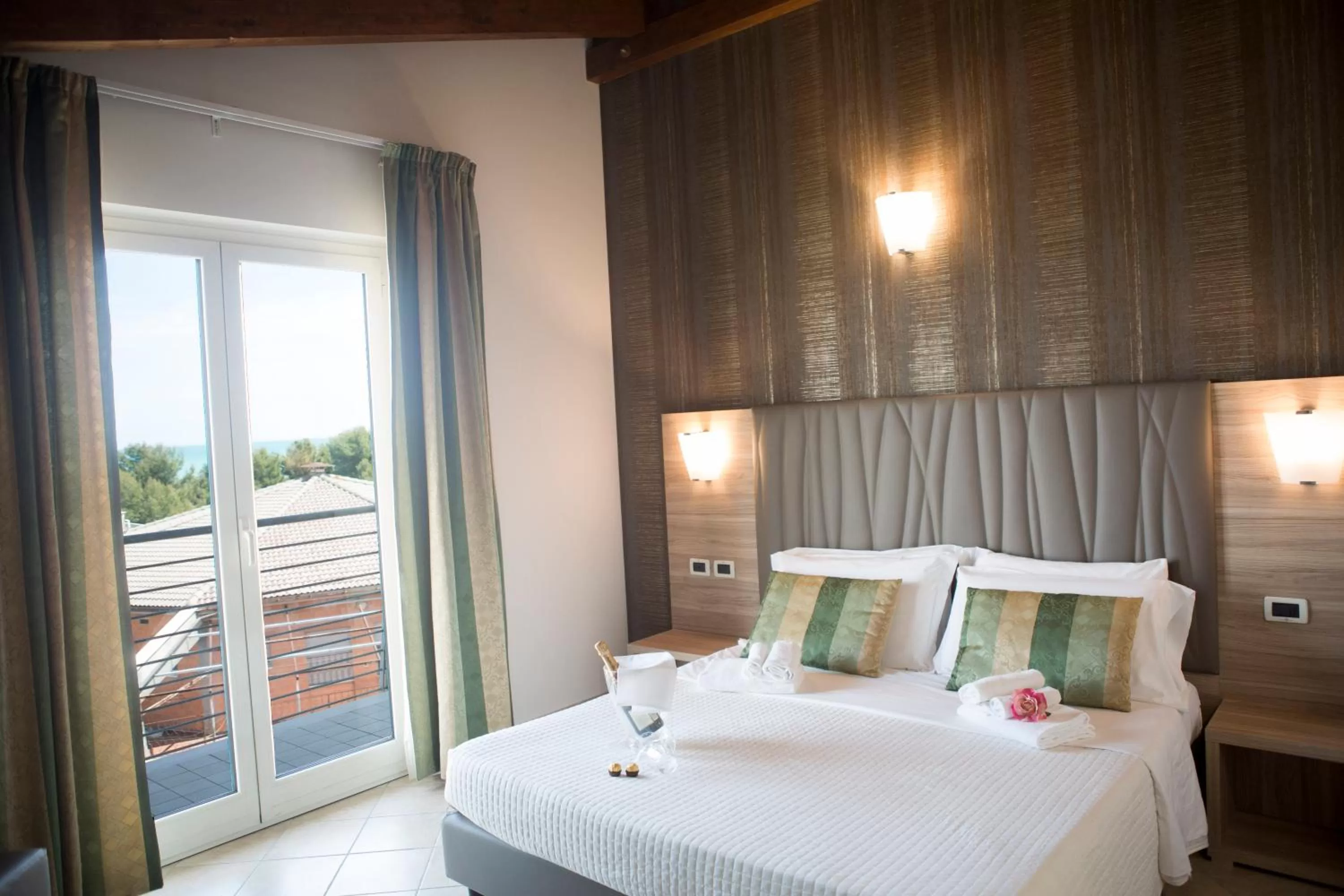 Bed in Hotel Prestige