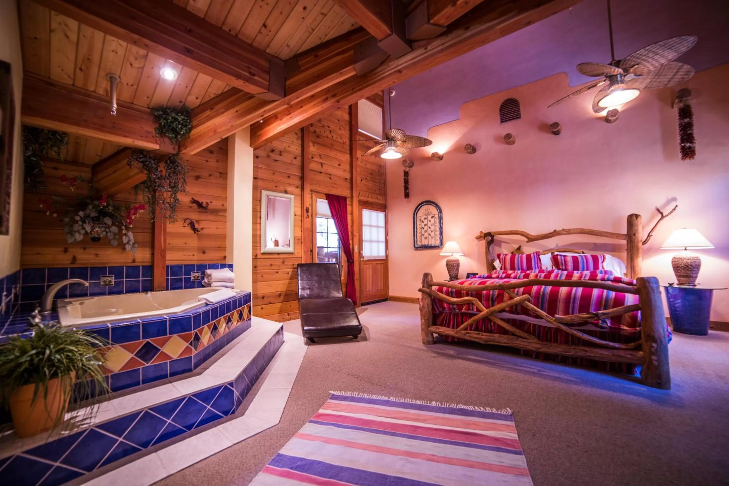 Photo of the whole room in Cottage Inn At Lake Tahoe