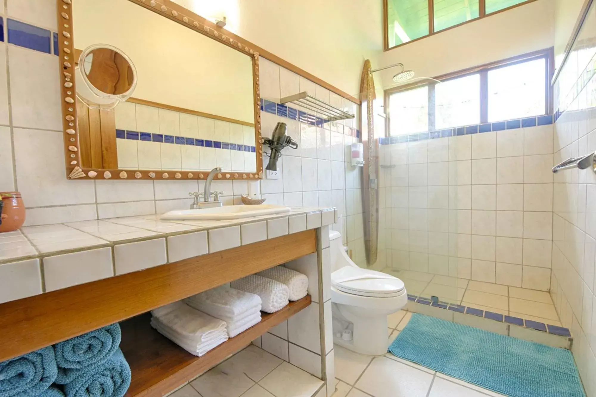 Bathroom in Casa Sueca Hotel - At the Beach