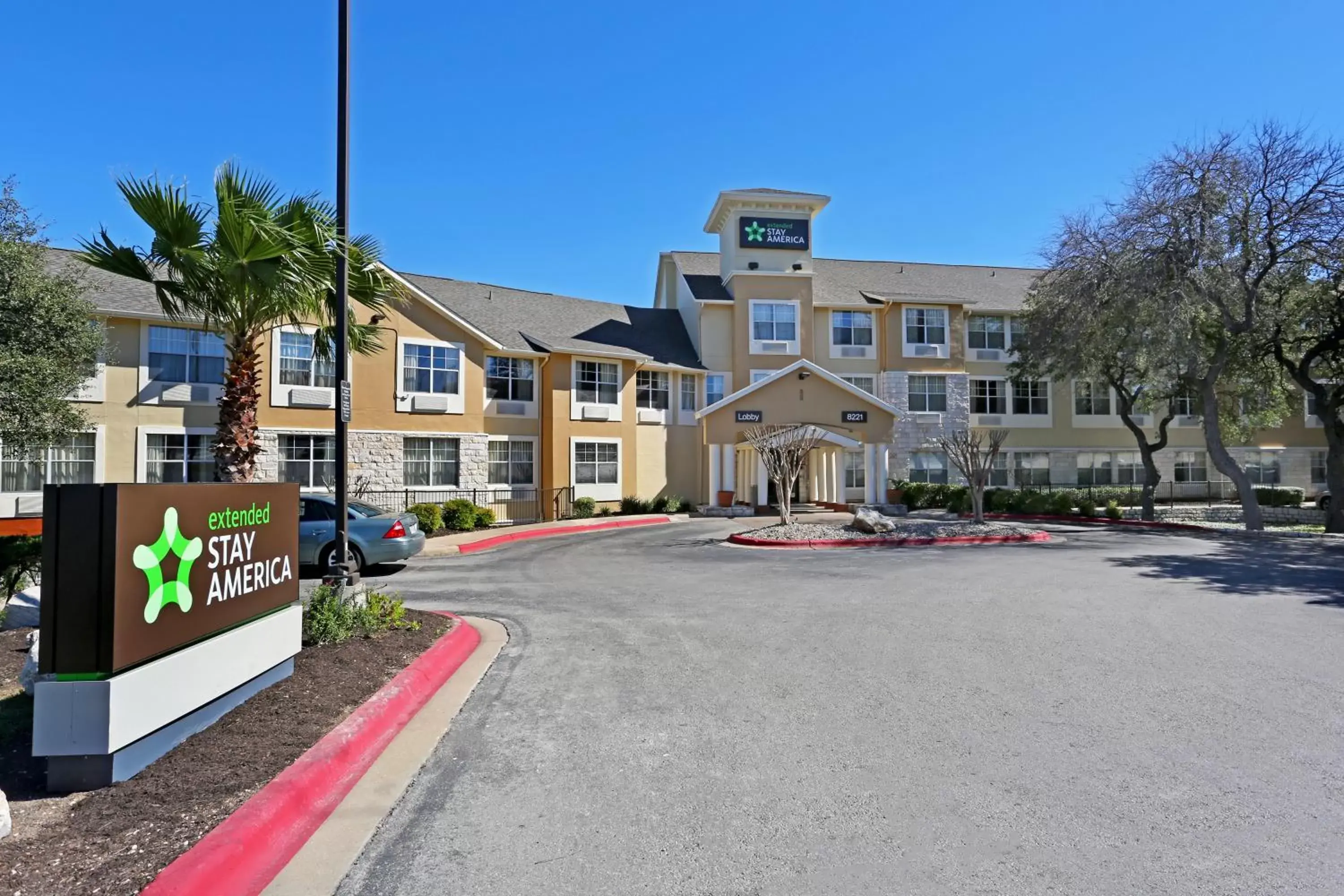 Property building in Extended Stay America Suites - Austin - North Central